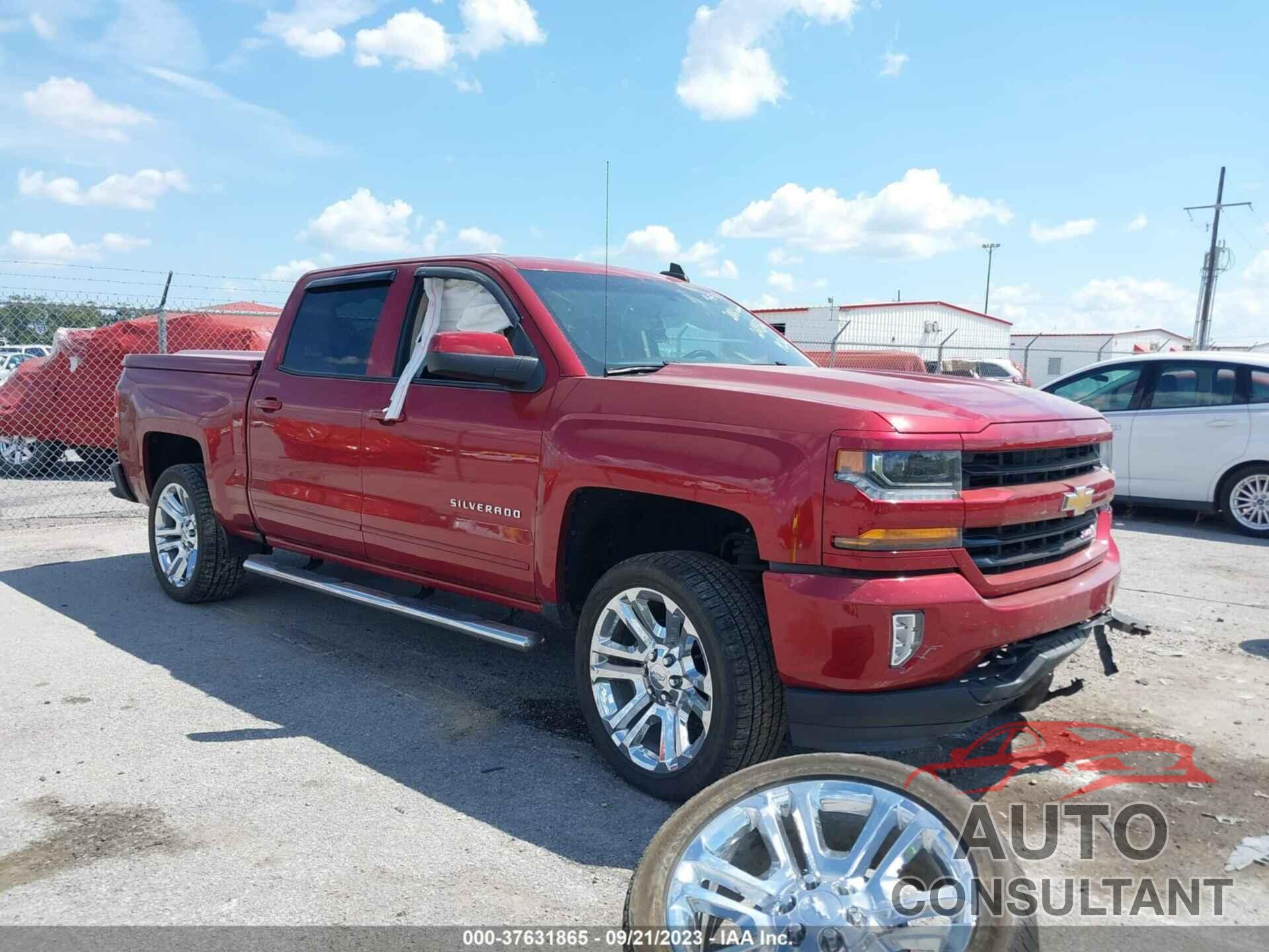 CHEVROLET SILVERADO 1500 2018 - 3GCUKREC4JG269568
