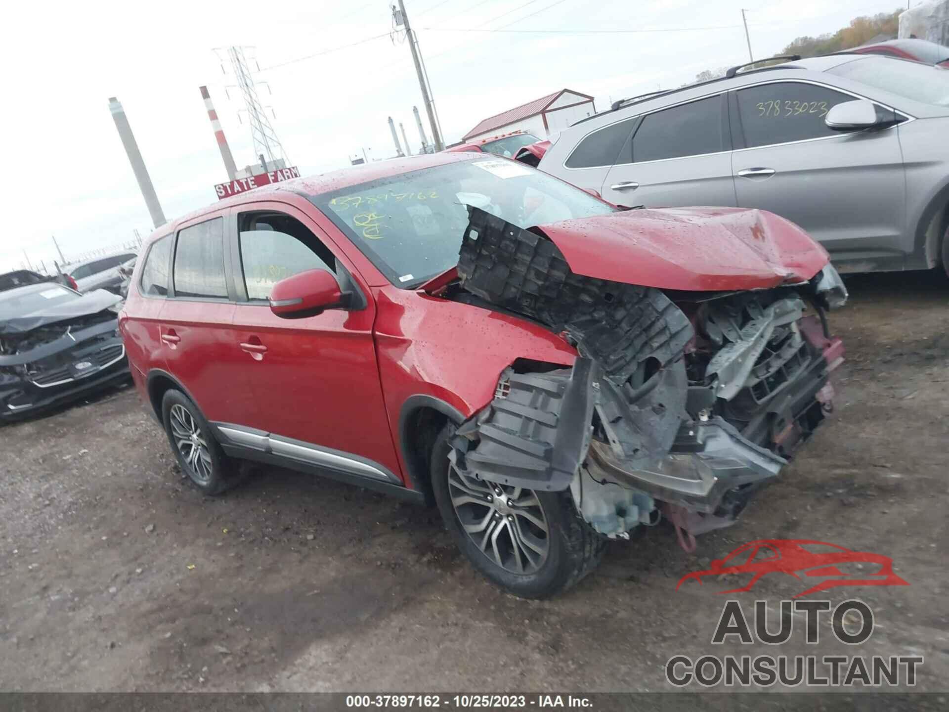 MITSUBISHI OUTLANDER 2018 - JA4AD3A3XJZ042010
