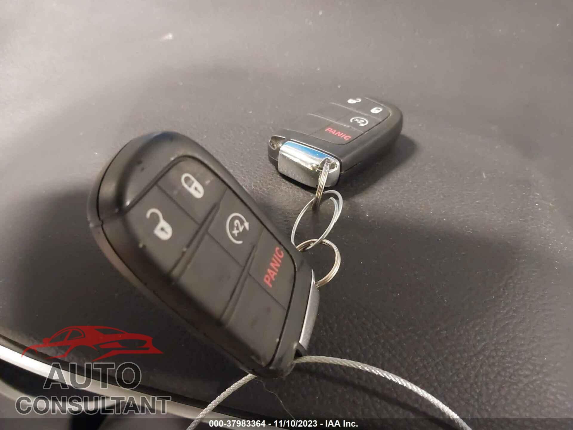 JEEP COMPASS 2020 - 3C4NJDBB1LT240979