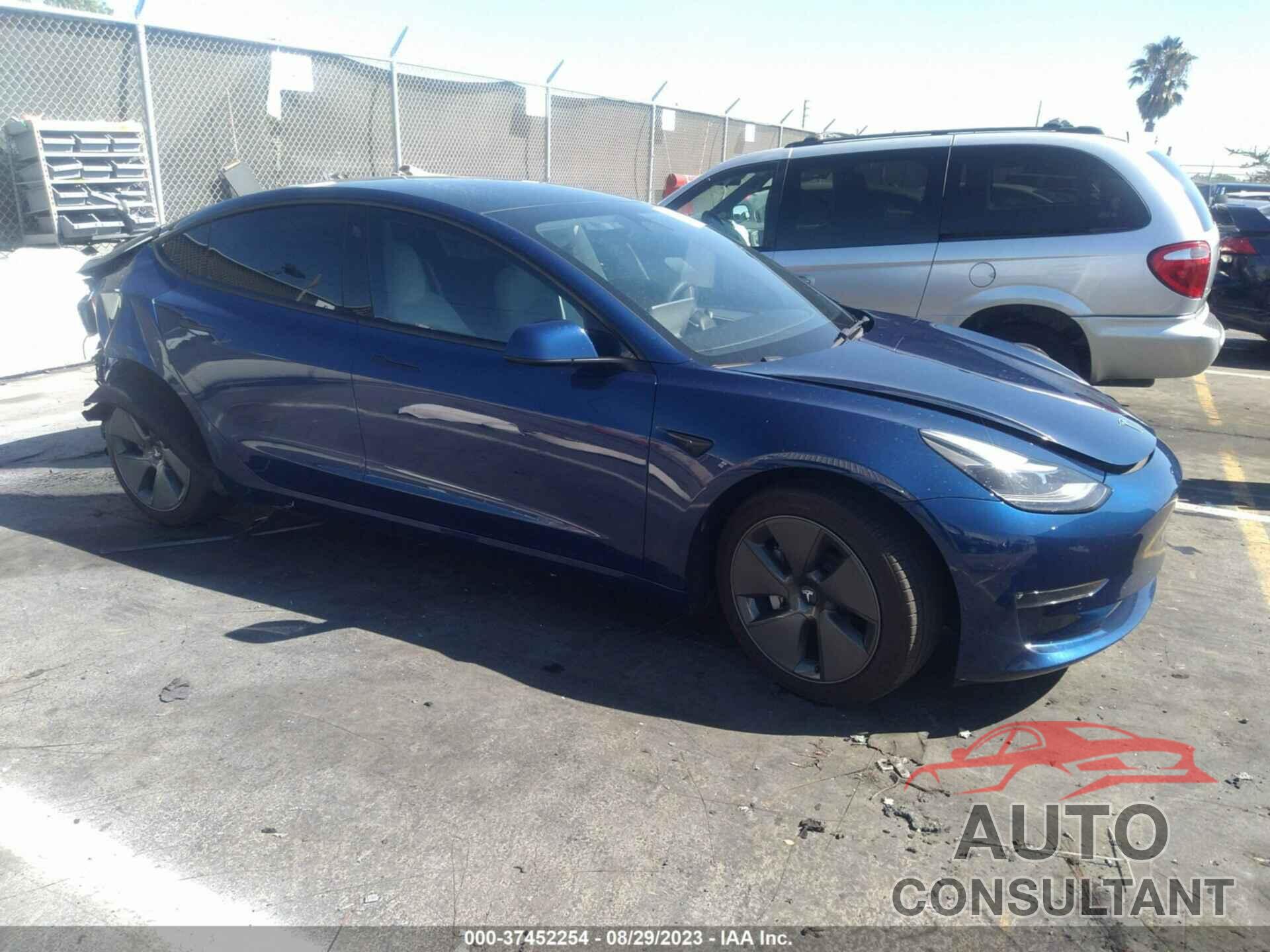 TESLA MODEL 3 2022 - 5YJ3E1EB4NF181515