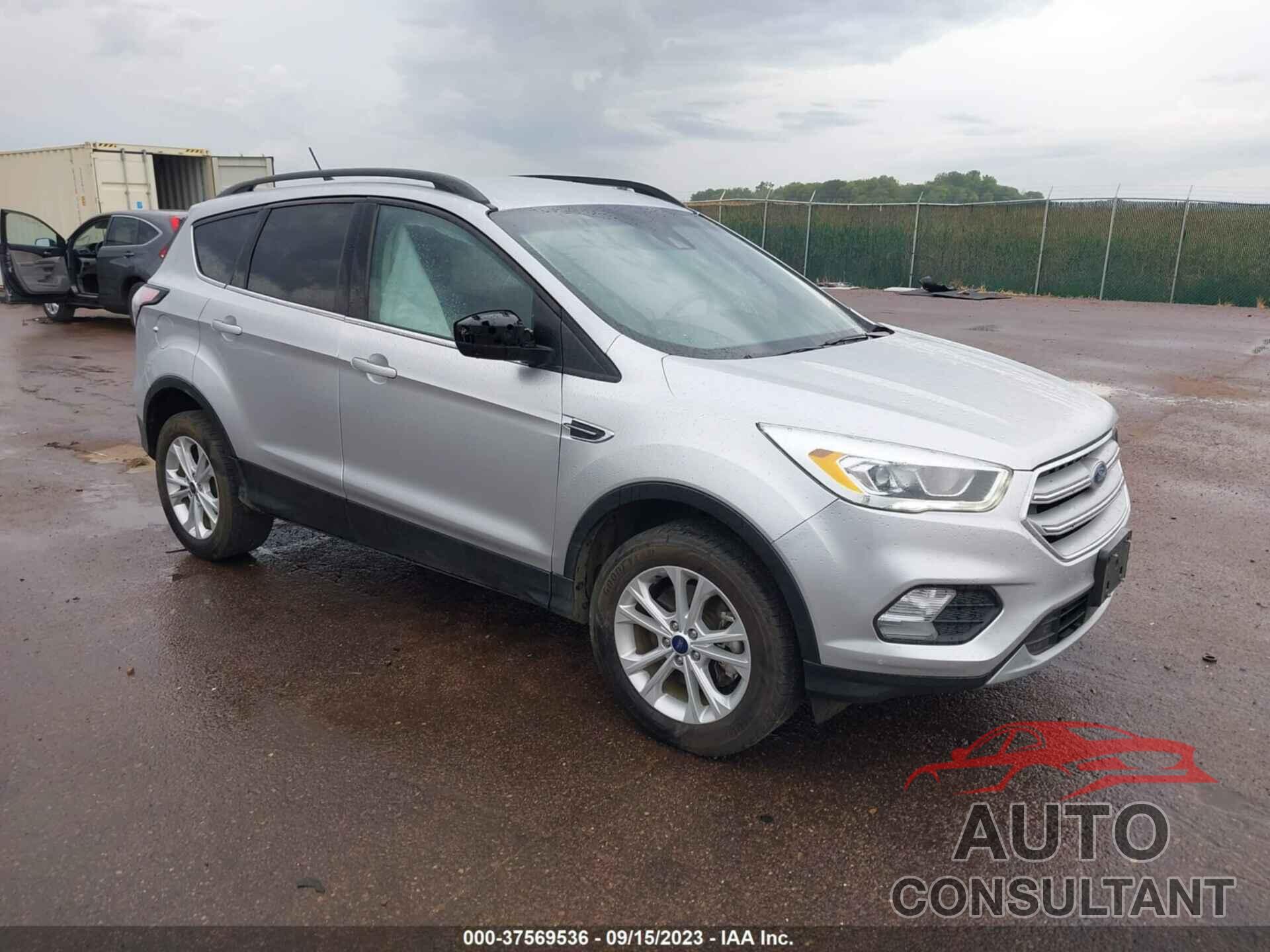 FORD ESCAPE 2018 - 1FMCU9HD6JUB44087