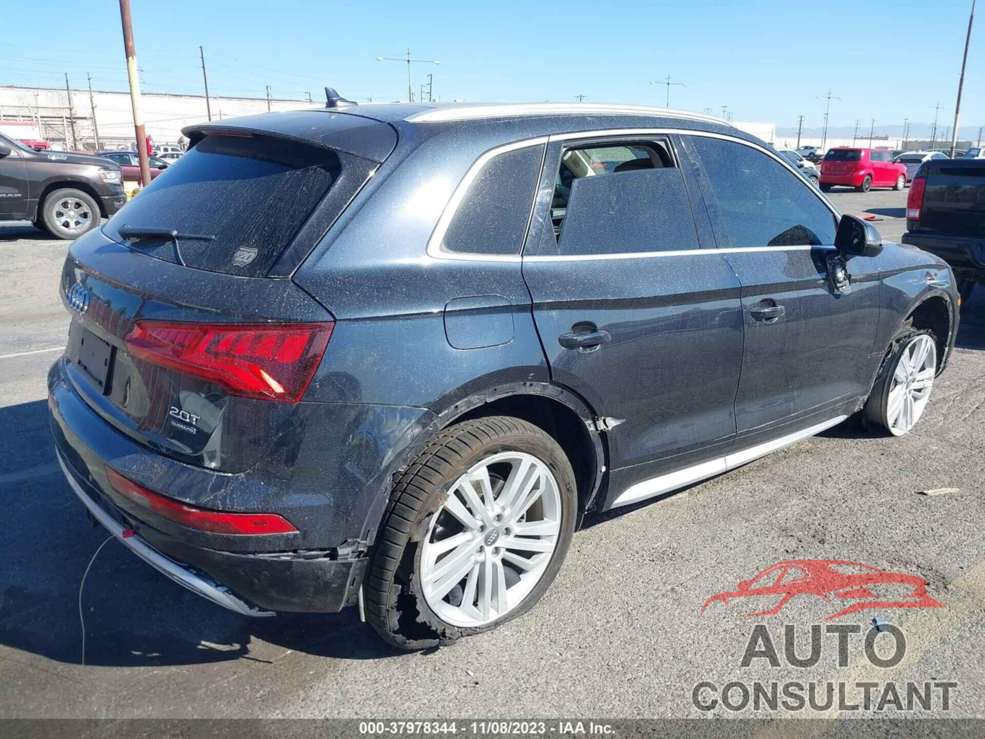 AUDI Q5 2018 - WA1BNAFY9J2027369