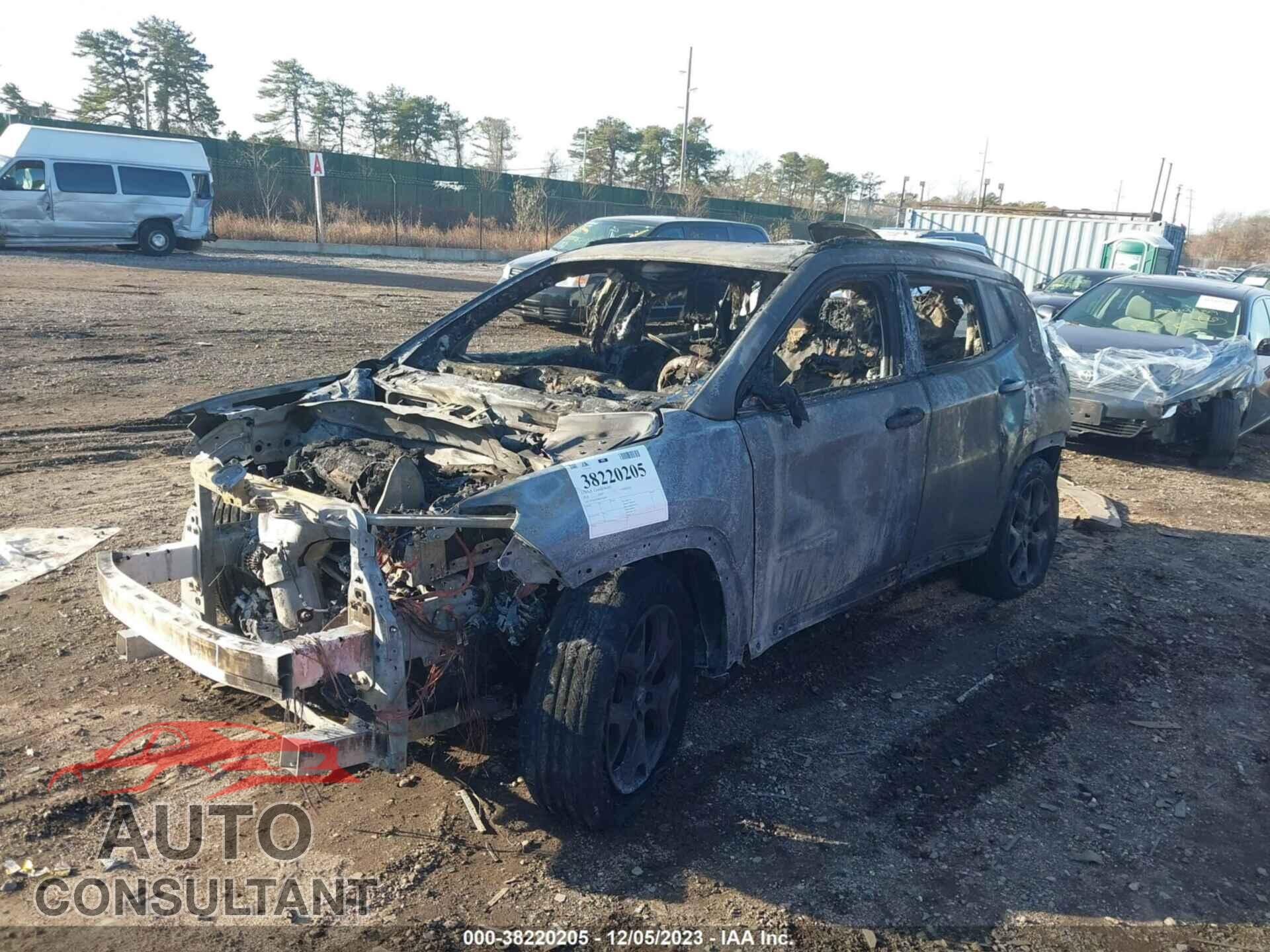 JEEP COMPASS 2018 - 3C4NJDCB0JT280482
