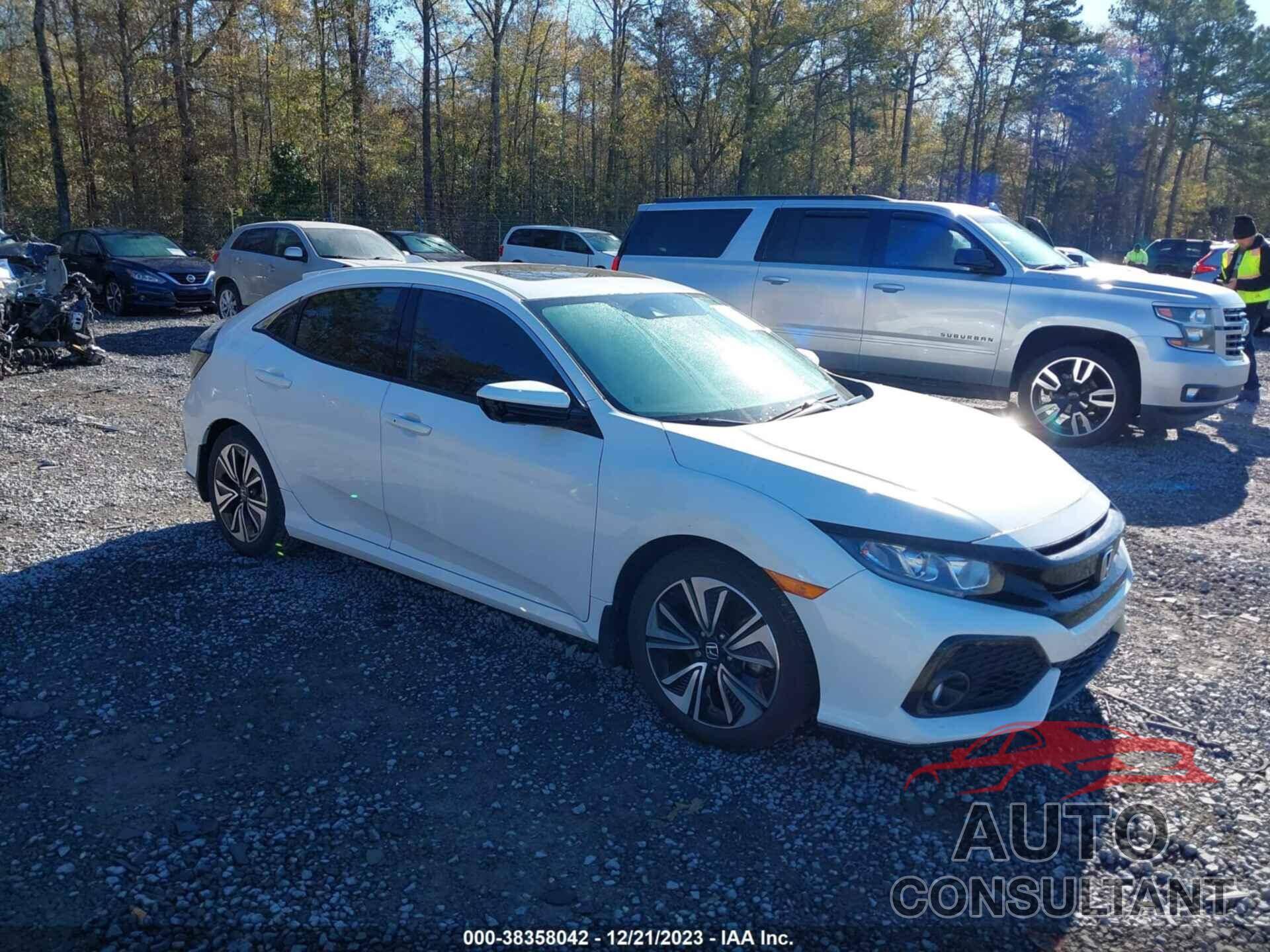 HONDA CIVIC 2019 - SHHFK7H64KU226566