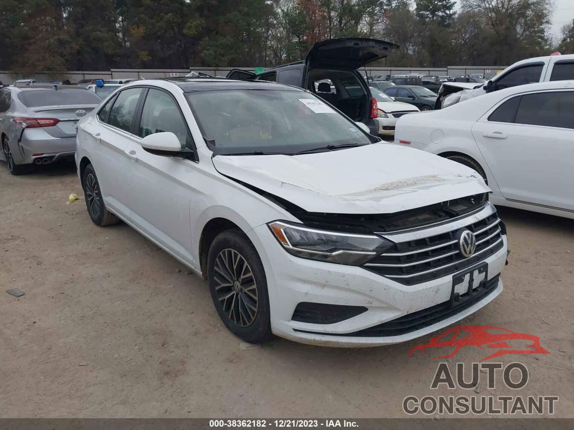 VOLKSWAGEN JETTA 2019 - 3VWC57BU3KM108343
