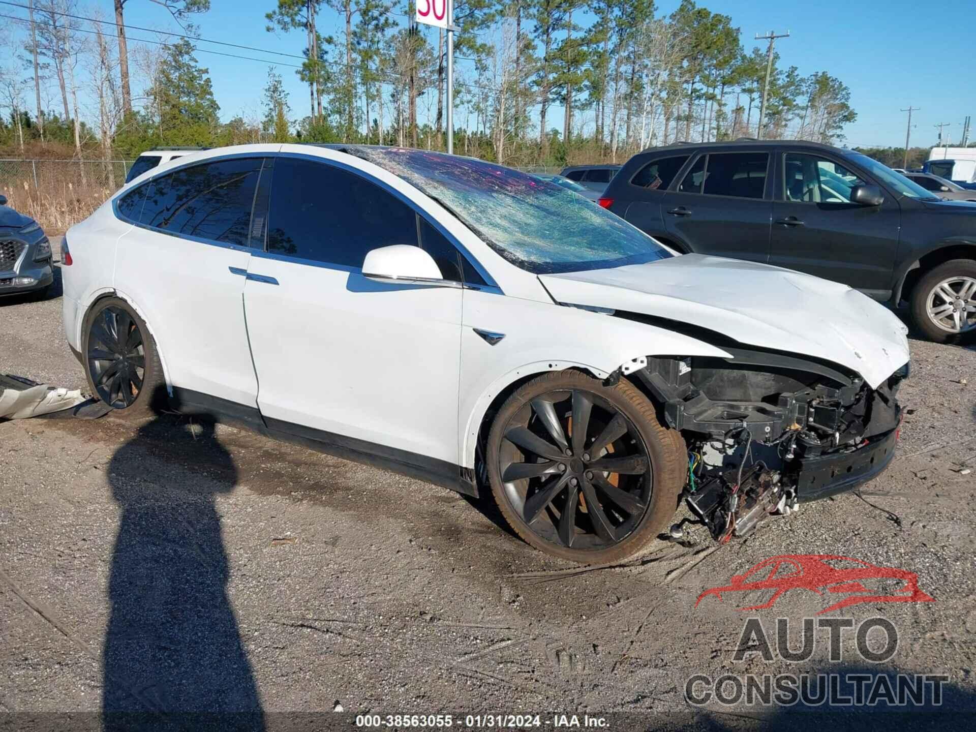 TESLA MODEL X 2020 - 5YJXCBE25LF279933