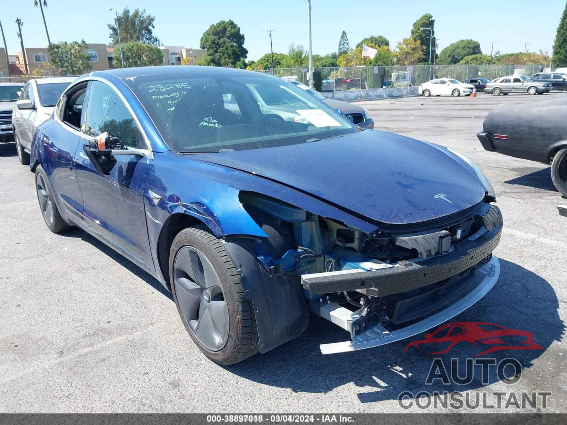 TESLA MODEL 3 2018 - 5YJ3E1EA9JF076633