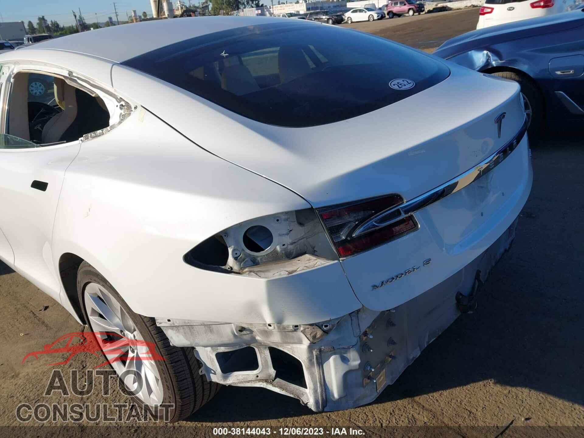 TESLA MODEL S 2017 - 5YJSA1E28HF183506