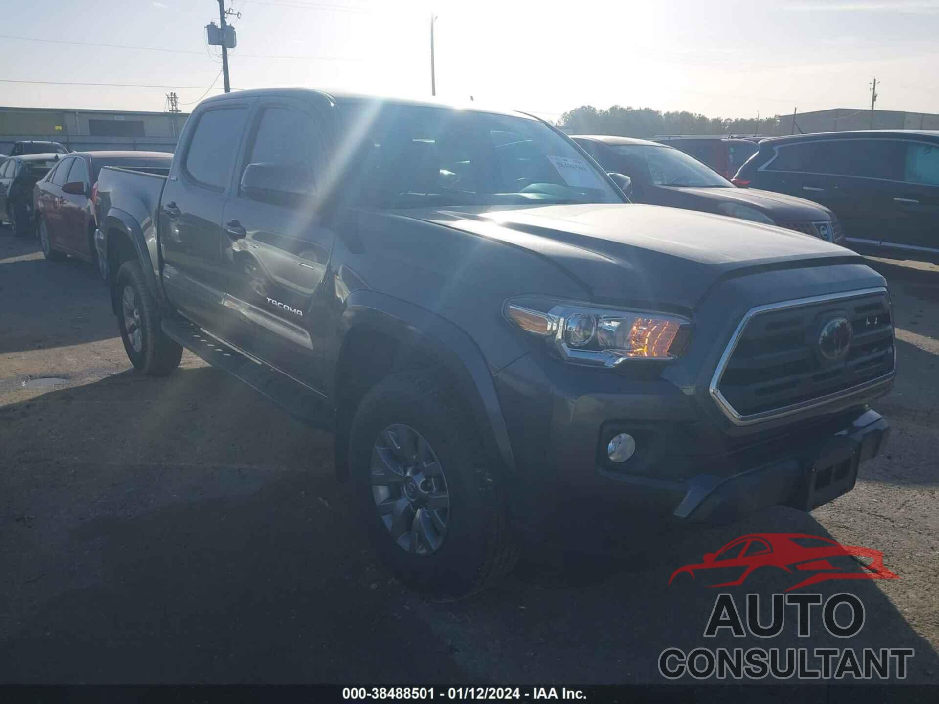 TOYOTA TACOMA 2018 - 5TFAZ5CN3JX059129