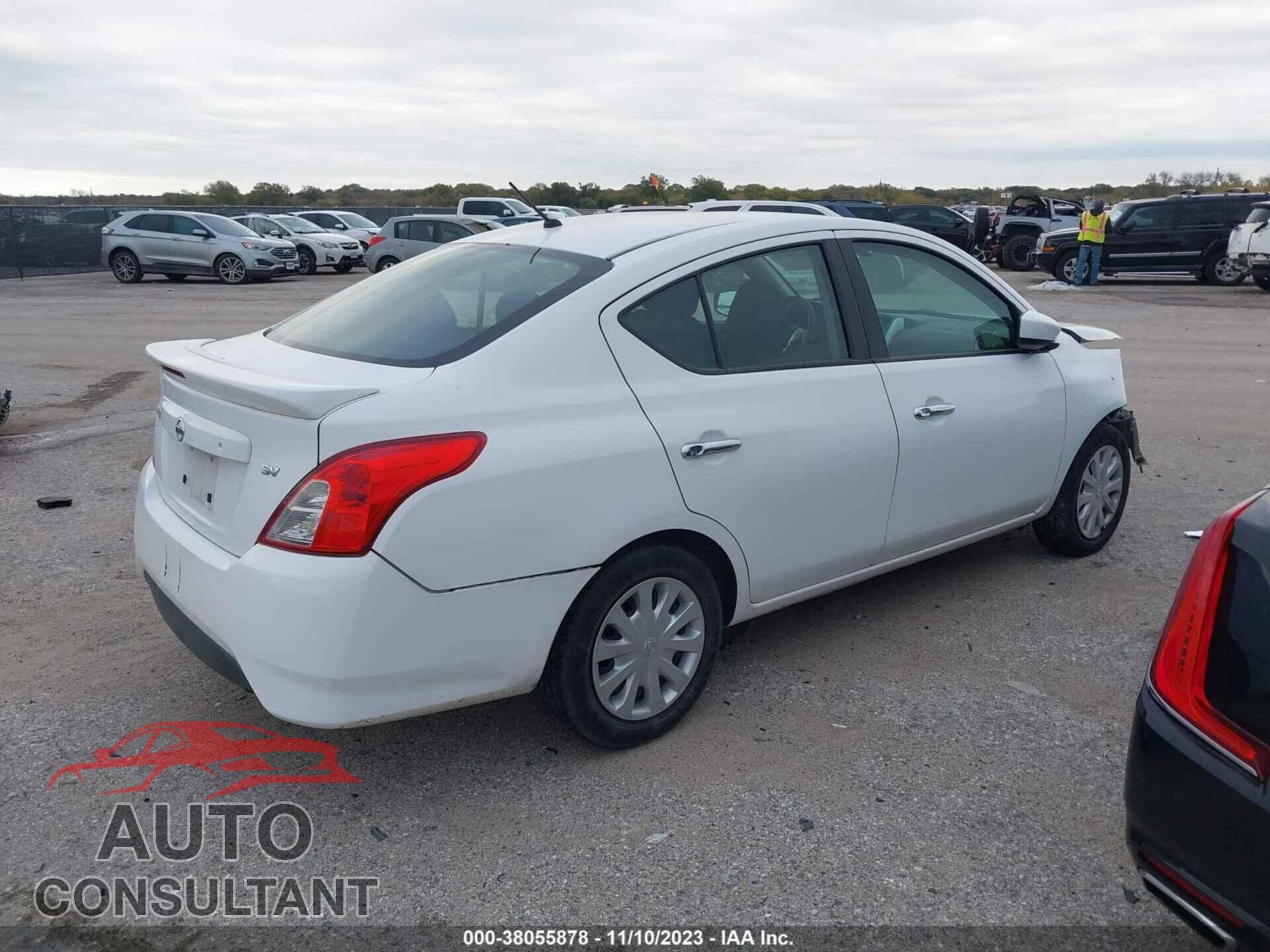 NISSAN VERSA 2019 - 3N1CN7AP3KL865038