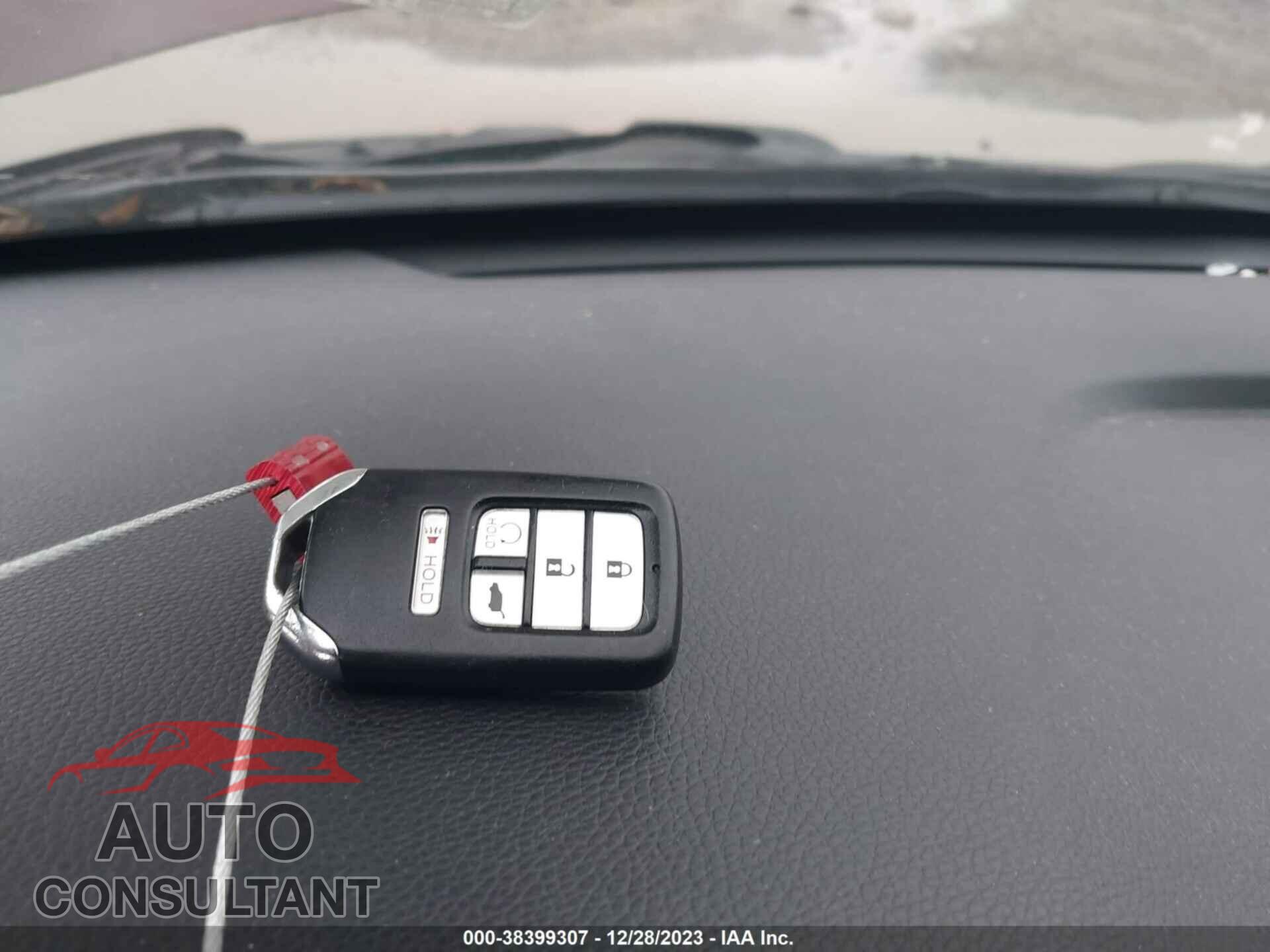 HONDA PILOT 2017 - 5FNYF6H33HB084055