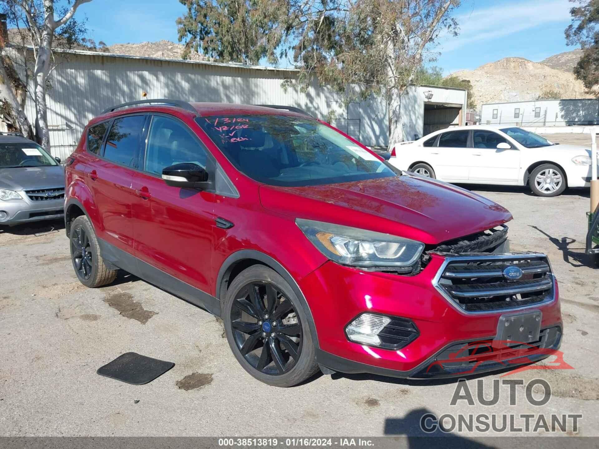 FORD ESCAPE 2017 - 1FMCU0JD4HUC26478