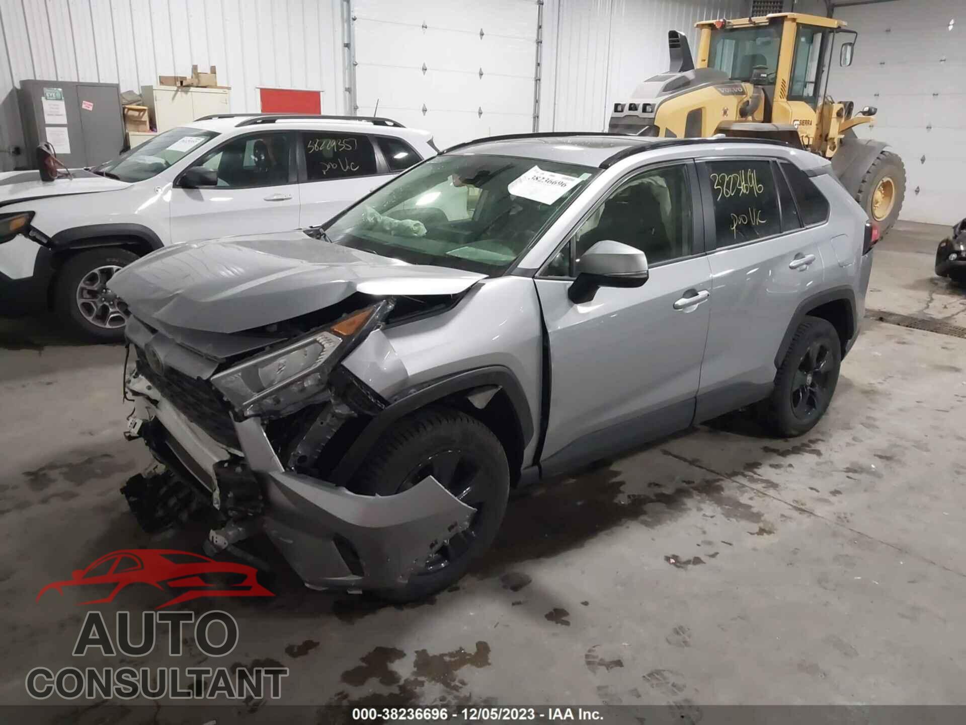 TOYOTA RAV4 2020 - JTMP1RFV0LD052177