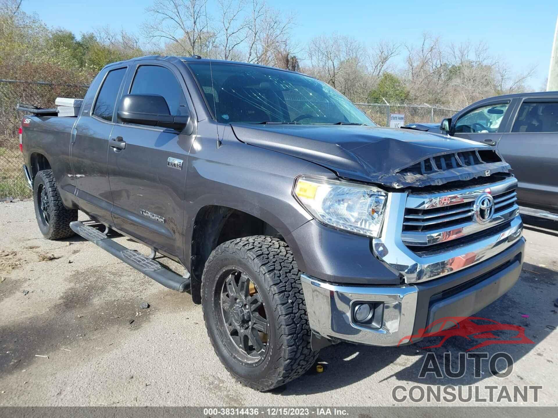 TOYOTA TUNDRA 2016 - 5TFUW5F18GX502351