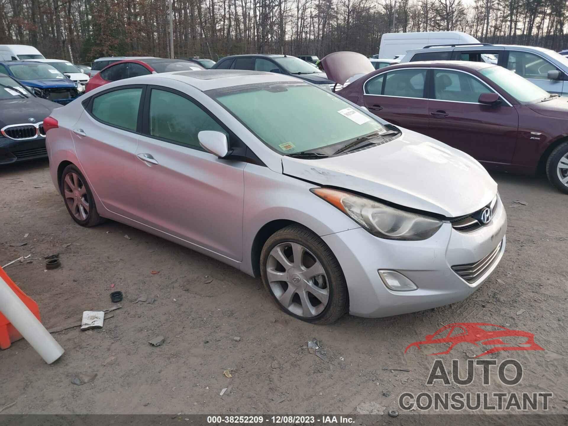 HYUNDAI ELANTRA 2013 - KMHDH4AE0DU525050