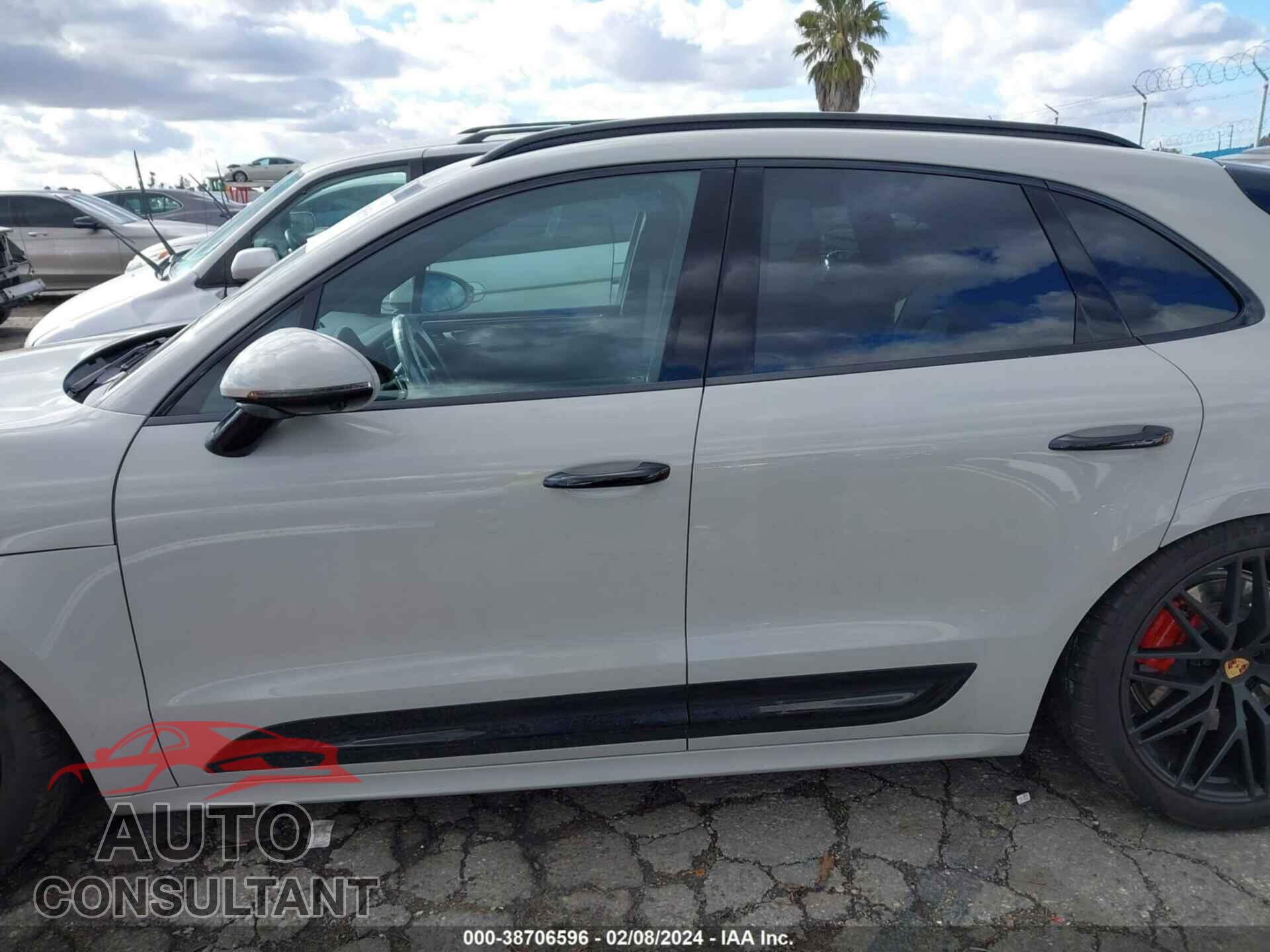 PORSCHE MACAN 2023 - WP1AF2A55PLB55921