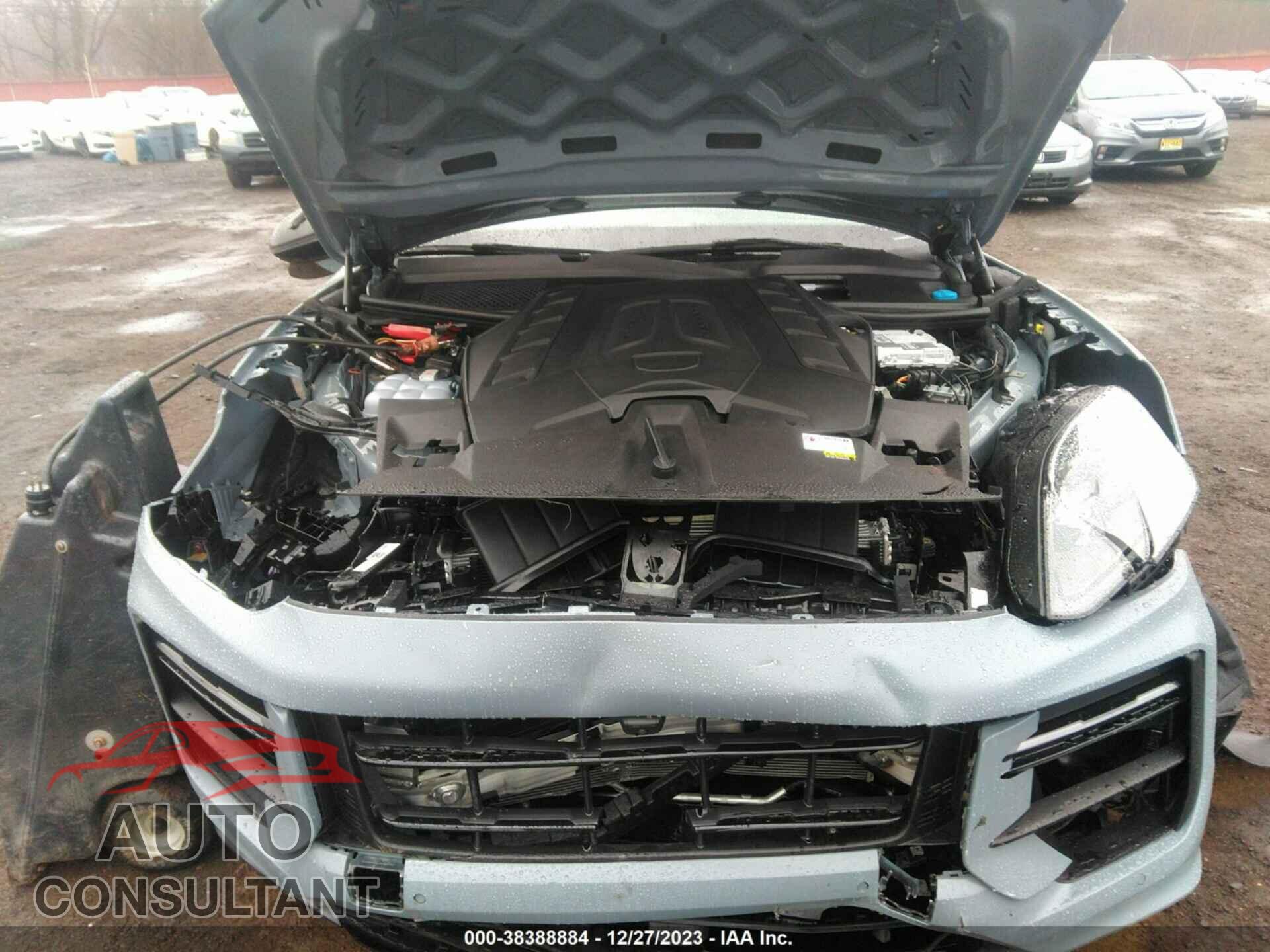 PORSCHE CAYENNE COUPE 2024 - WP1BK2AY2RDA72437