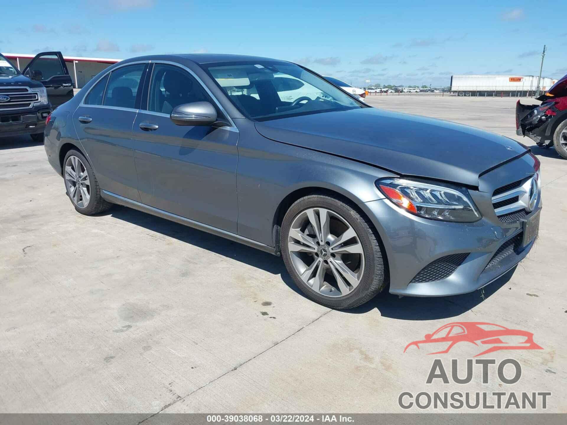 MERCEDES-BENZ C 300 2019 - 55SWF8DB6KU299662