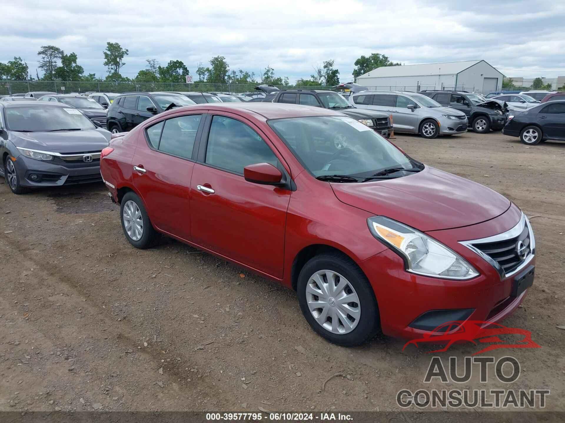 NISSAN VERSA 2018 - 3N1CN7AP5JK443034