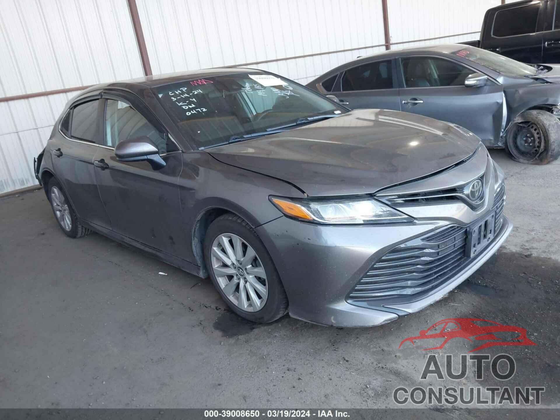 TOYOTA CAMRY 2019 - 4T1B11HK2KU760472