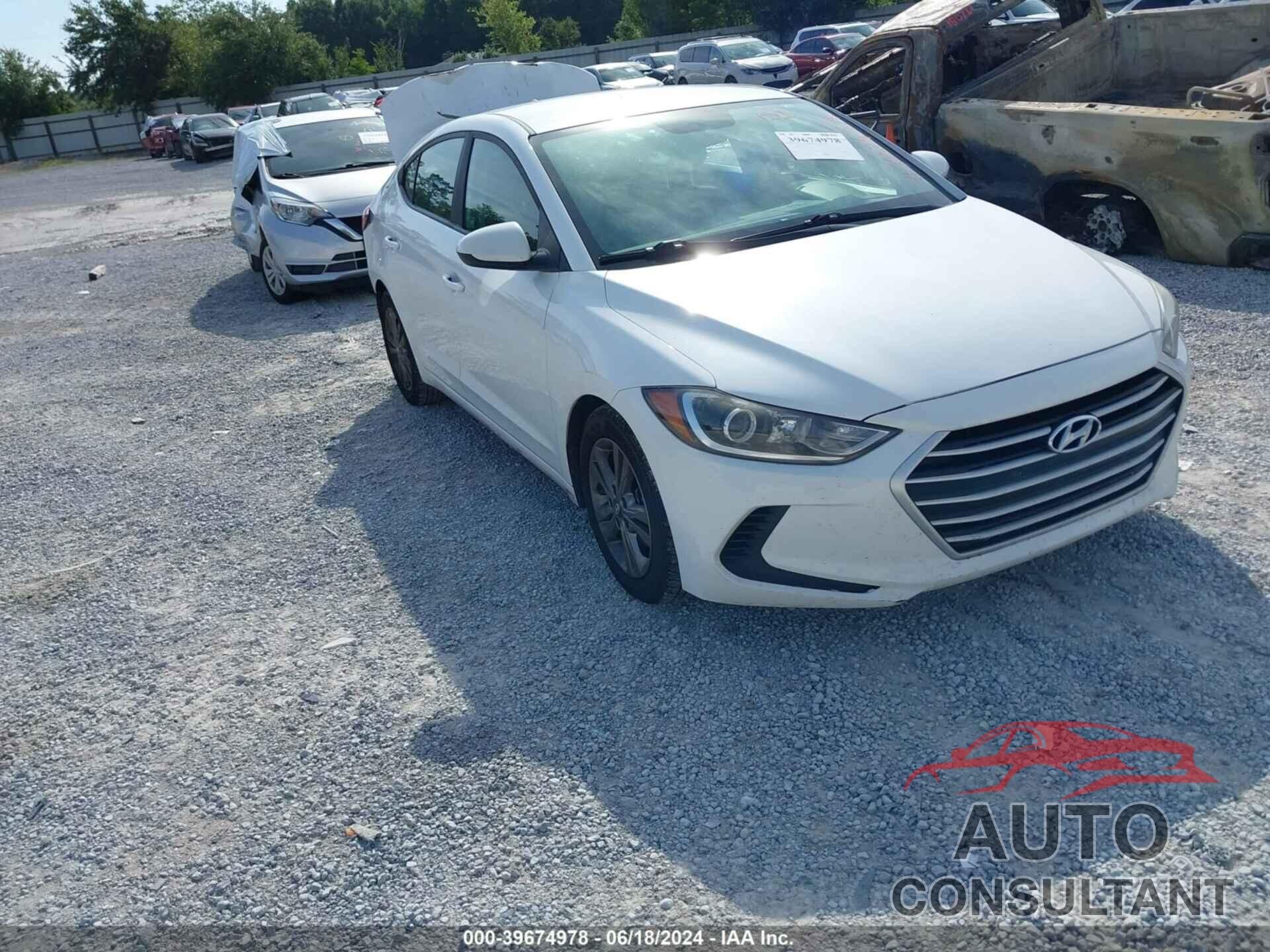 HYUNDAI ELANTRA 2018 - 5NPD84LF4JH320315