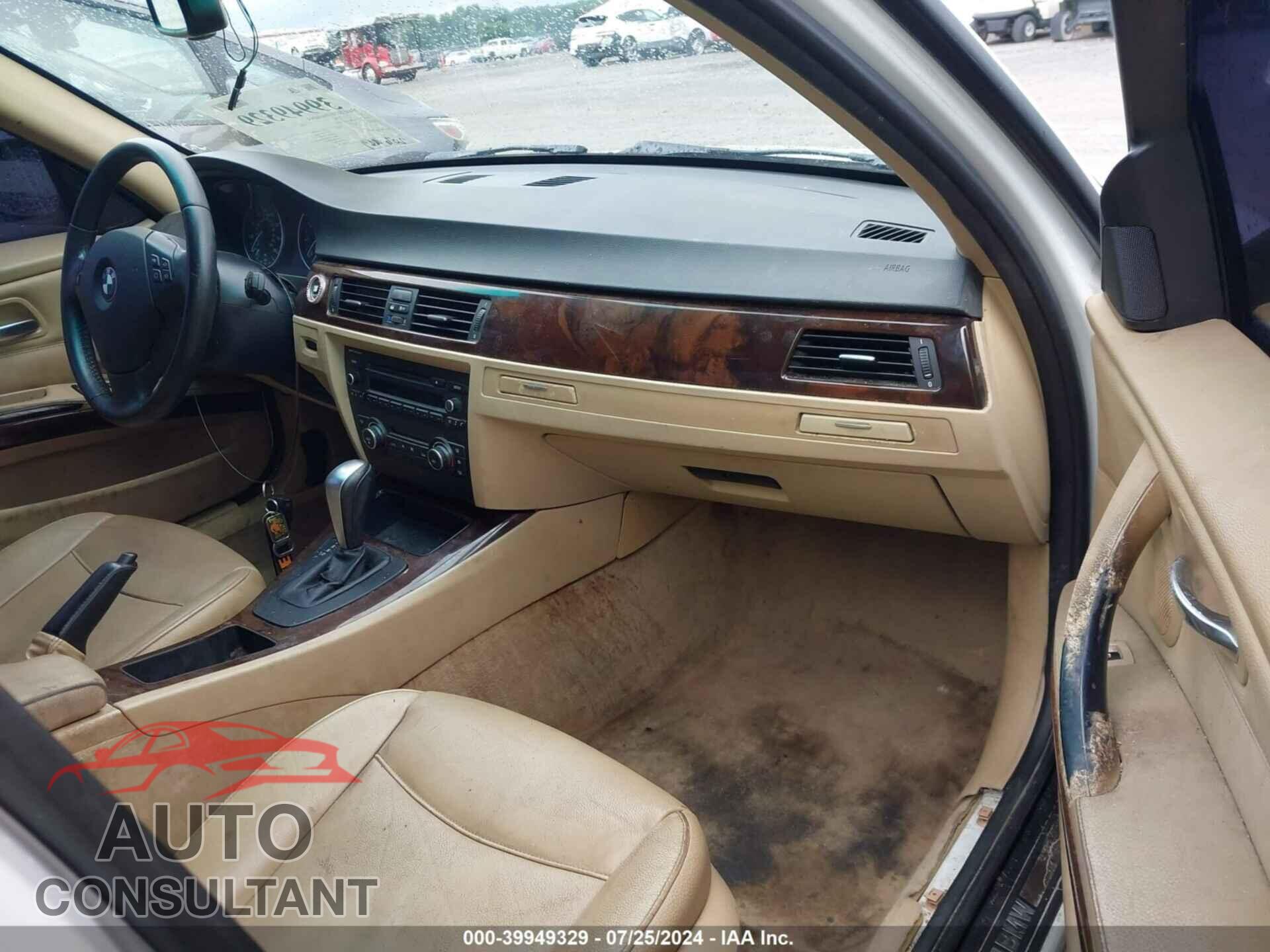 BMW 328I 2011 - WBAPH7C56BE850189