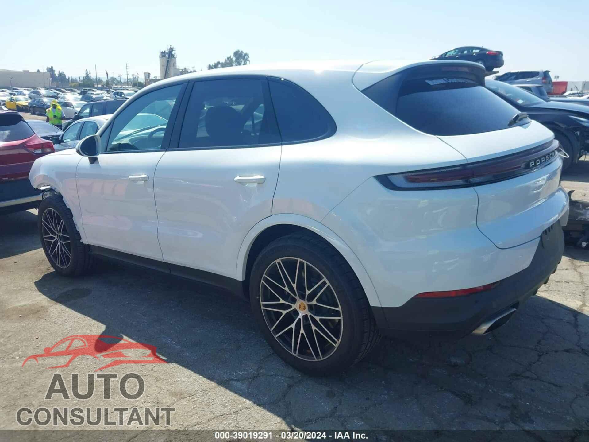 PORSCHE CAYENNE 2024 - WP1AA2AY8RDA00852