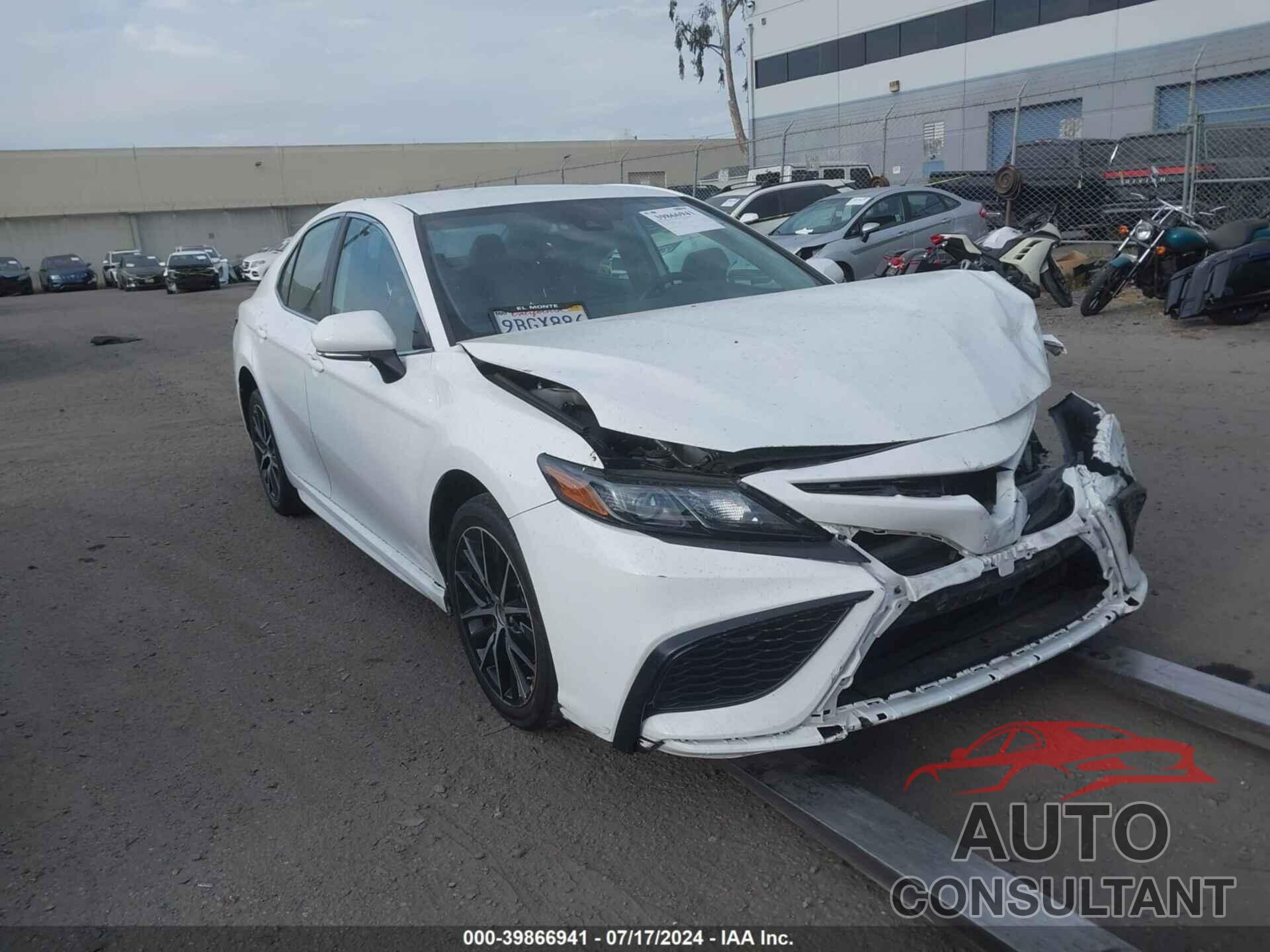 TOYOTA CAMRY 2022 - 4T1G31AK8NU589676