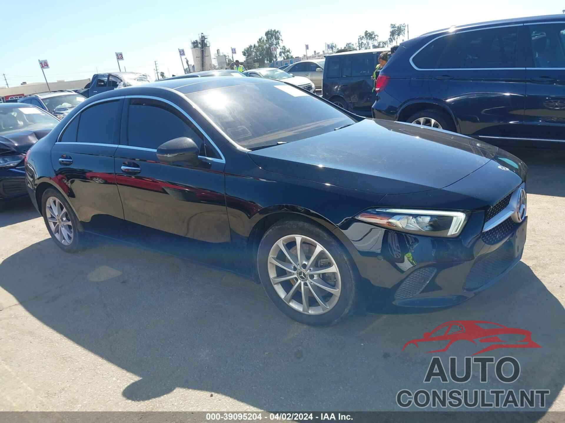 MERCEDES-BENZ A 220 2021 - W1K3G4EB8MJ288219