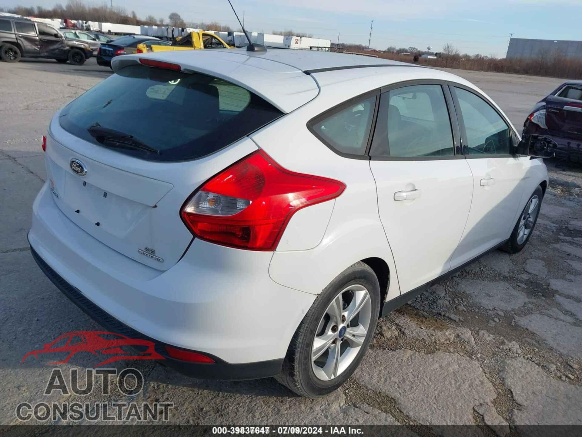 FORD FOCUS 2014 - 1FADP3K27EL105725
