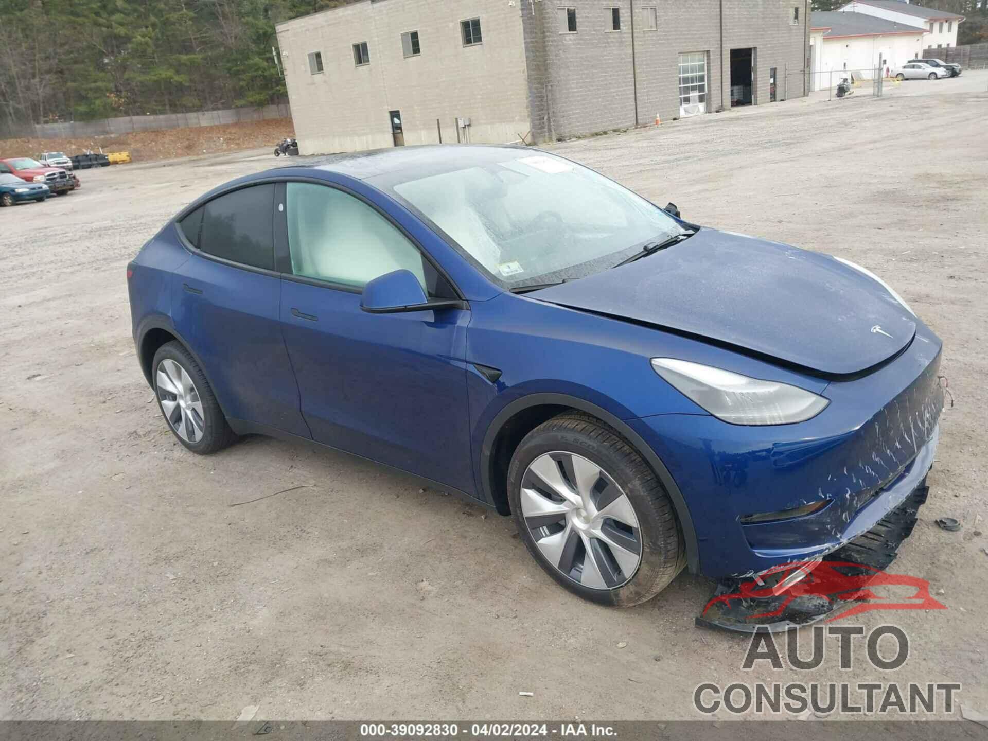 TESLA MODEL Y 2024 - 7SAYGDEE0RA220070