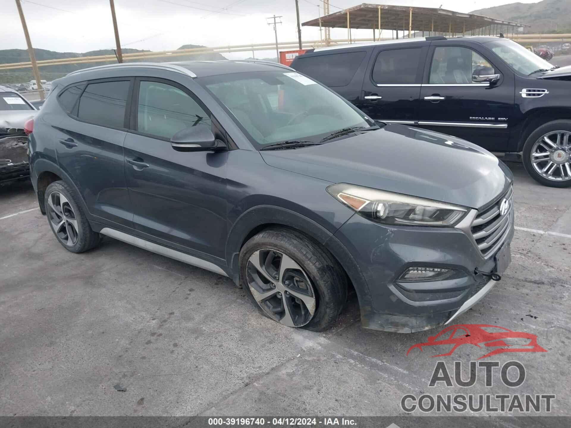 HYUNDAI TUCSON 2017 - KM8J33A22HU402311