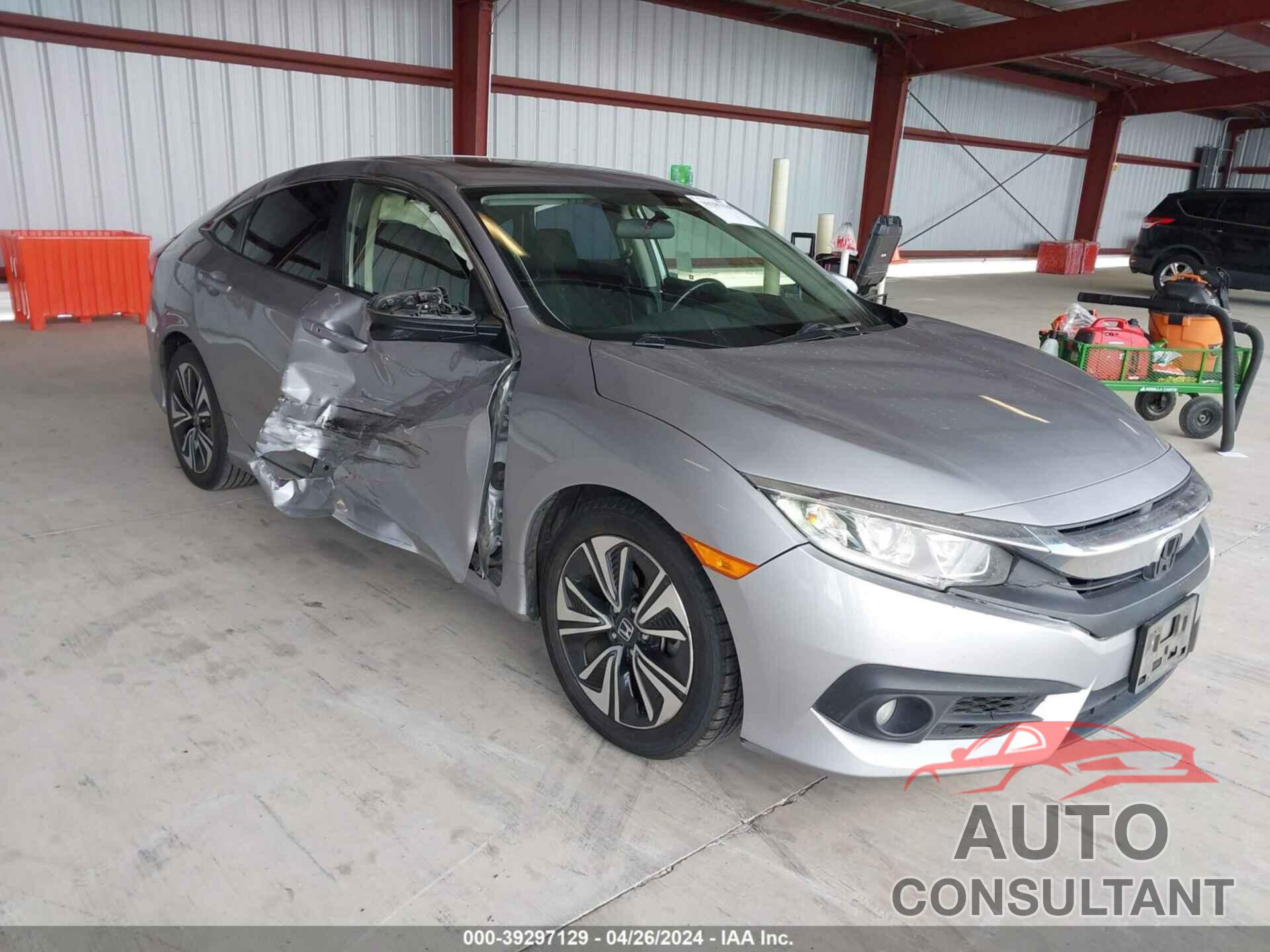 HONDA CIVIC 2018 - JHMFC1F33JX002339