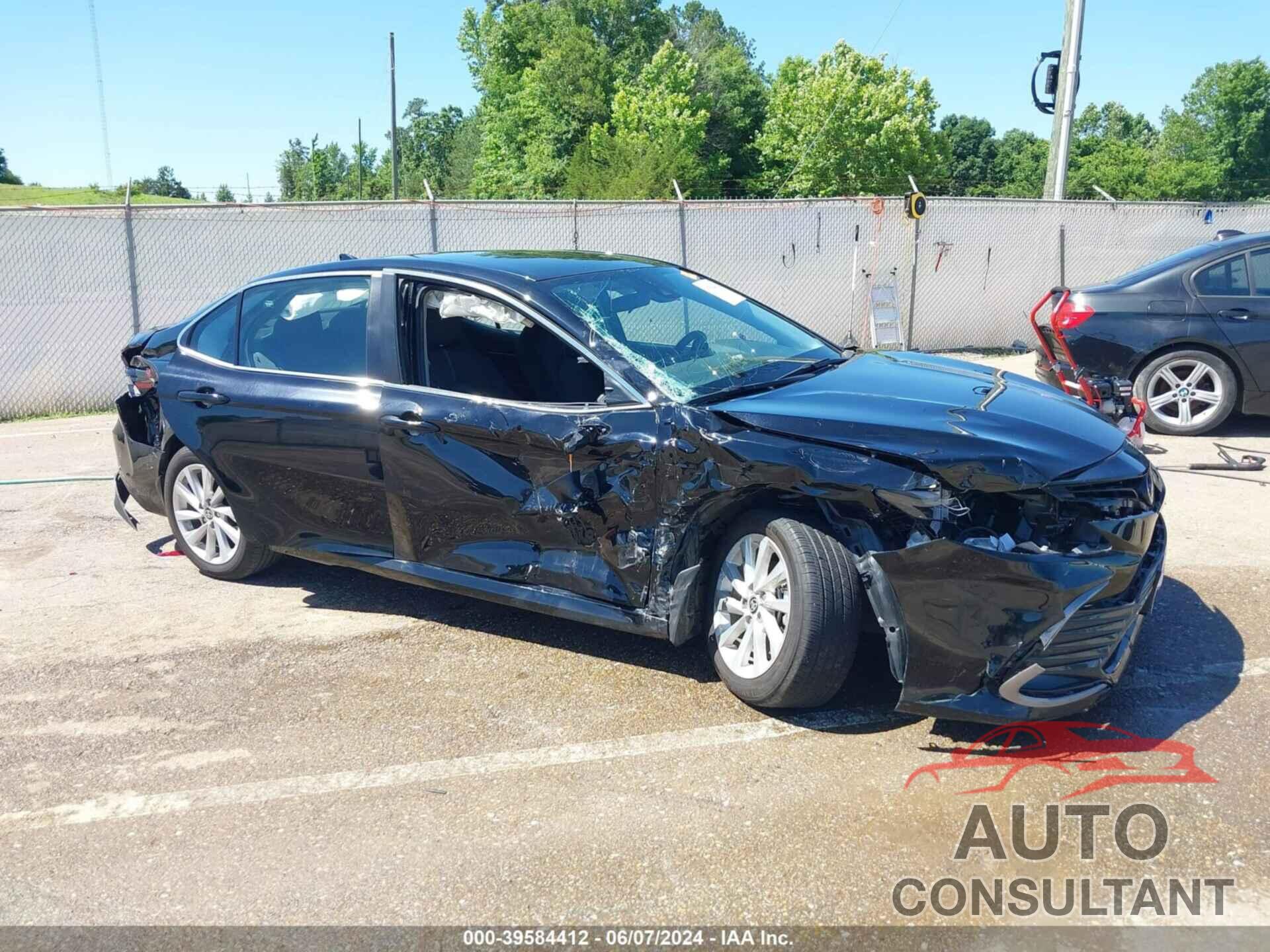 TOYOTA CAMRY 2023 - 4T1C11AK6PU082976