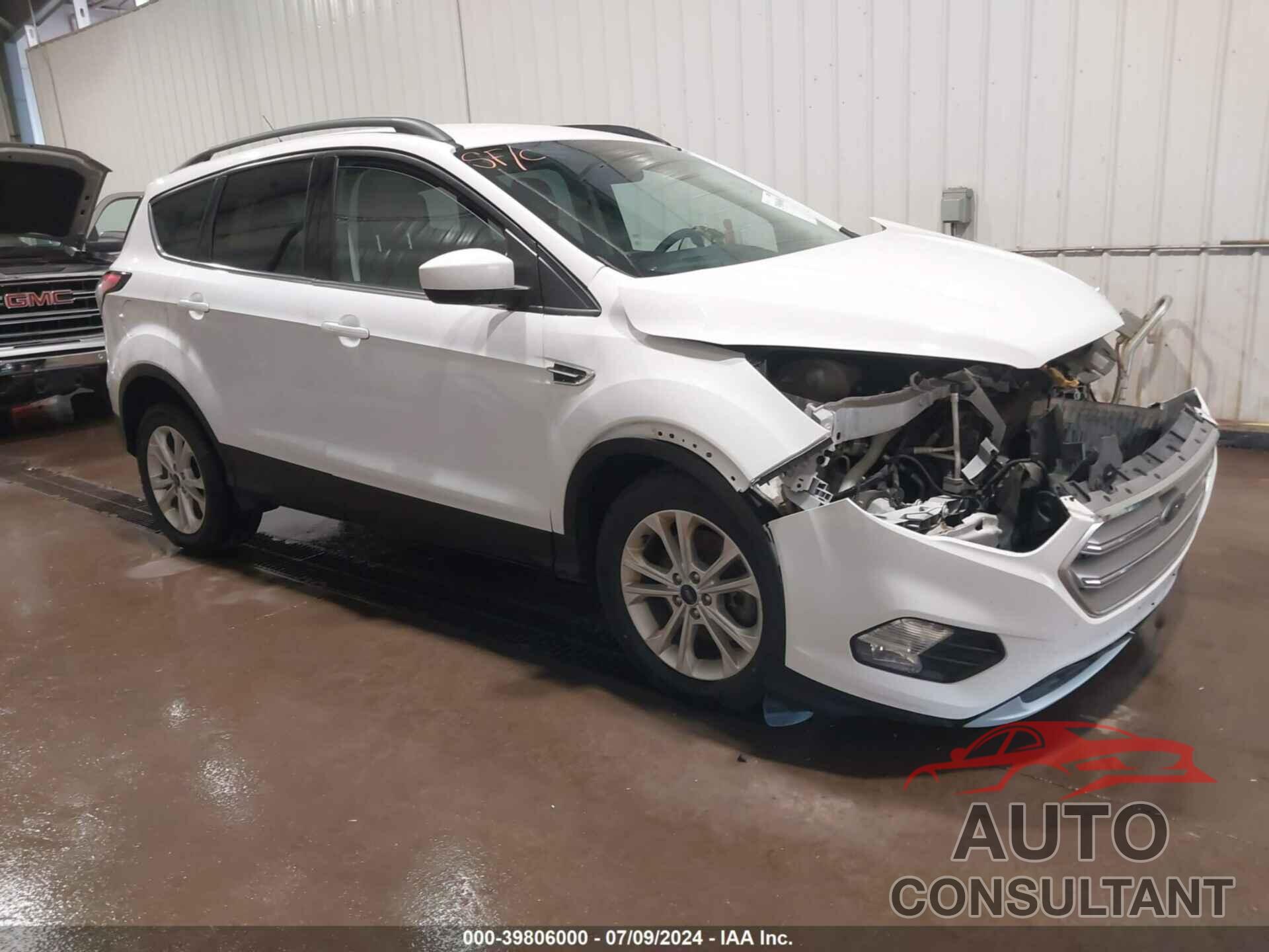 FORD ESCAPE 2017 - 1FMCU9GD0HUD85963