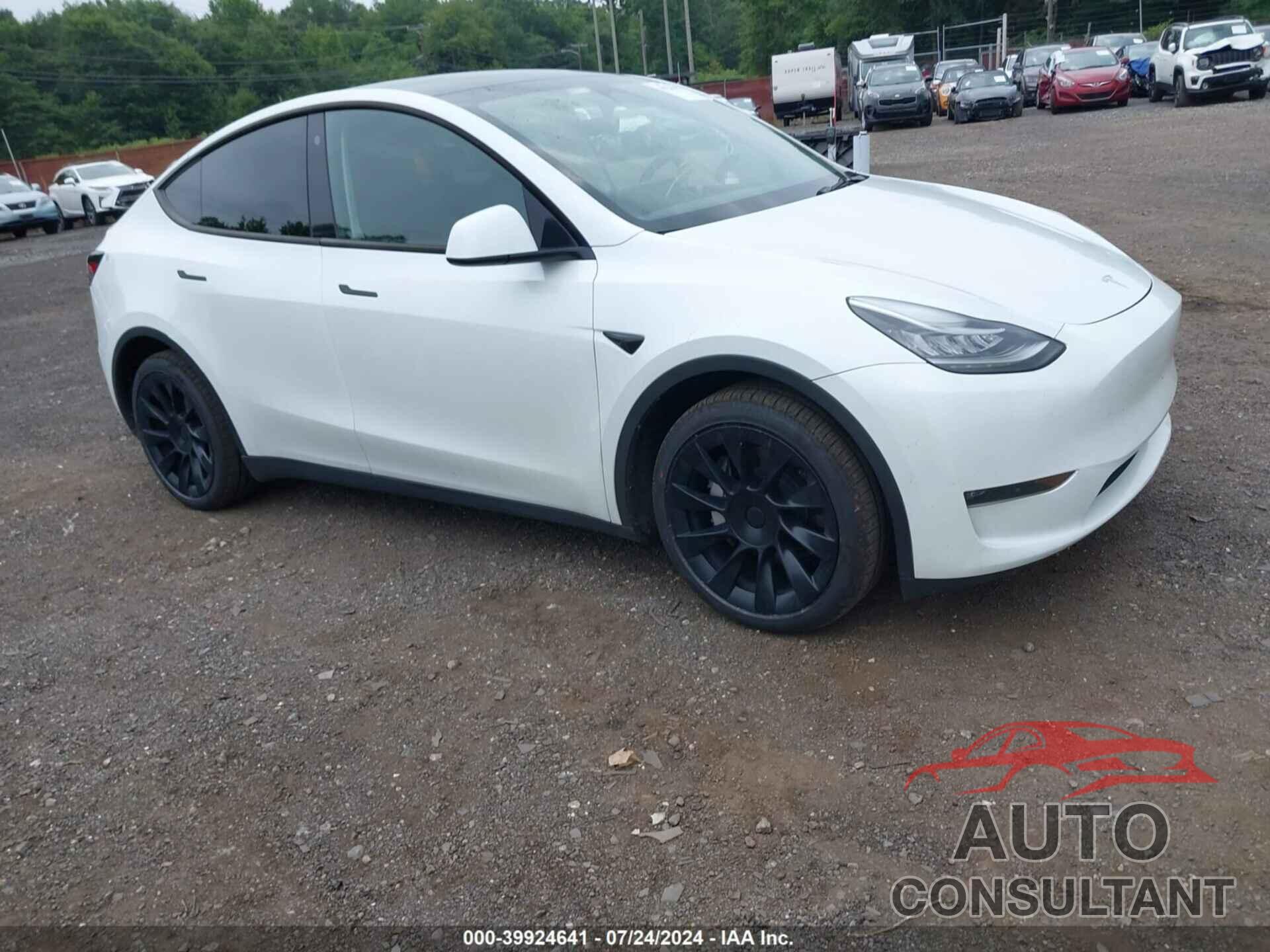 TESLA MODEL Y 2023 - 7SAYGDEE7PA054465