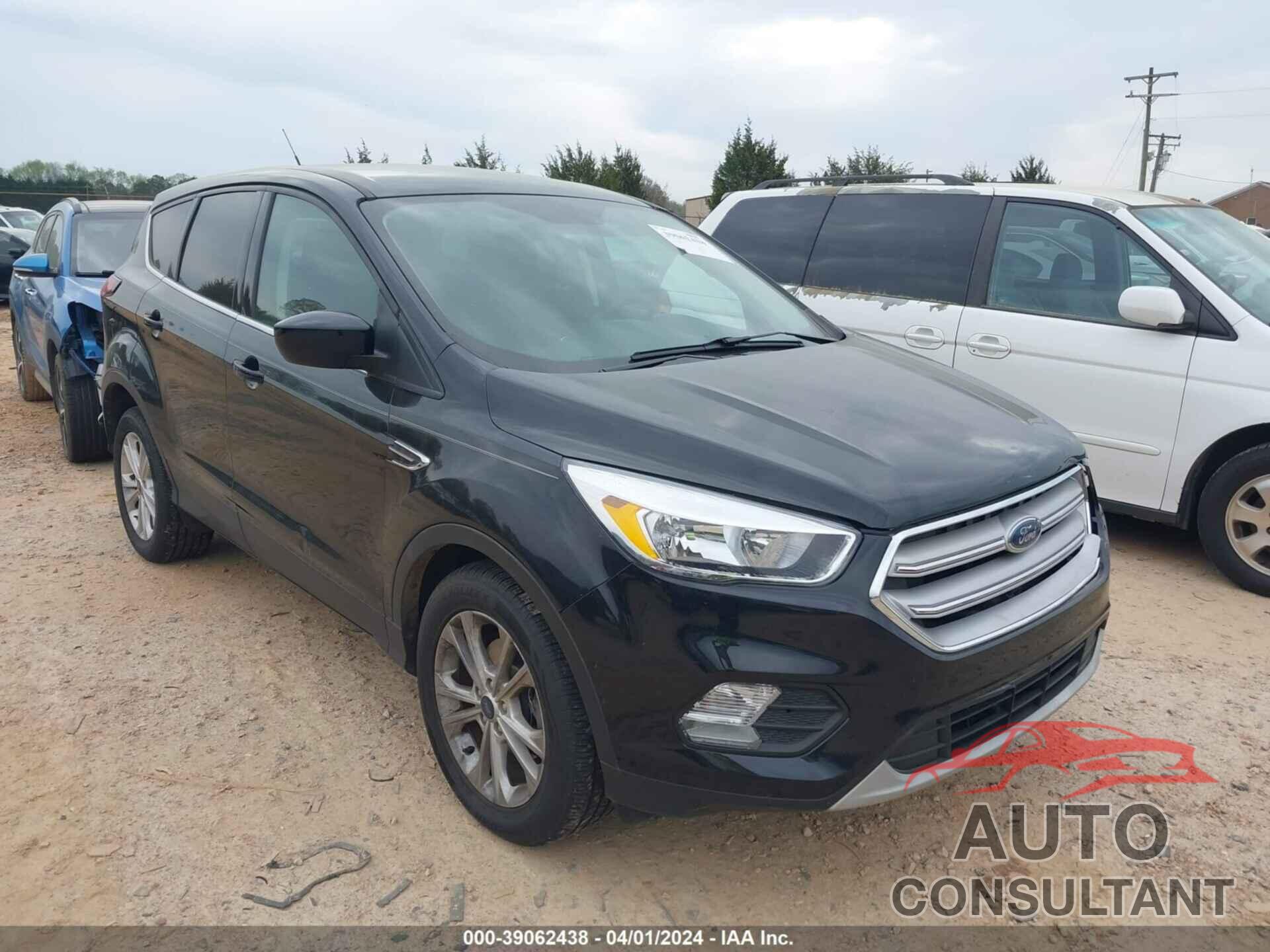 FORD ESCAPE 2019 - 1FMCU0GD3KUA04240