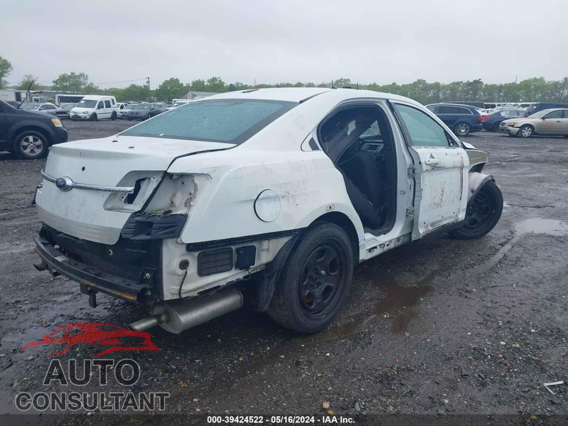 FORD TAURUS 2016 - 1FAHP2MT3GG106545