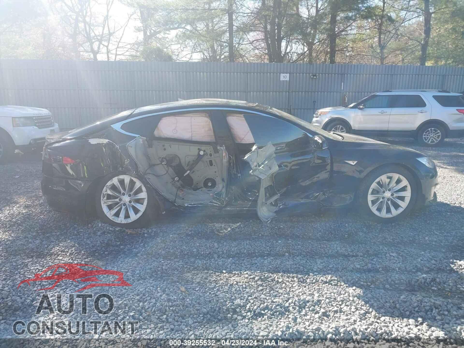 TESLA MODEL S 2016 - 5YJSA1E15GF144510