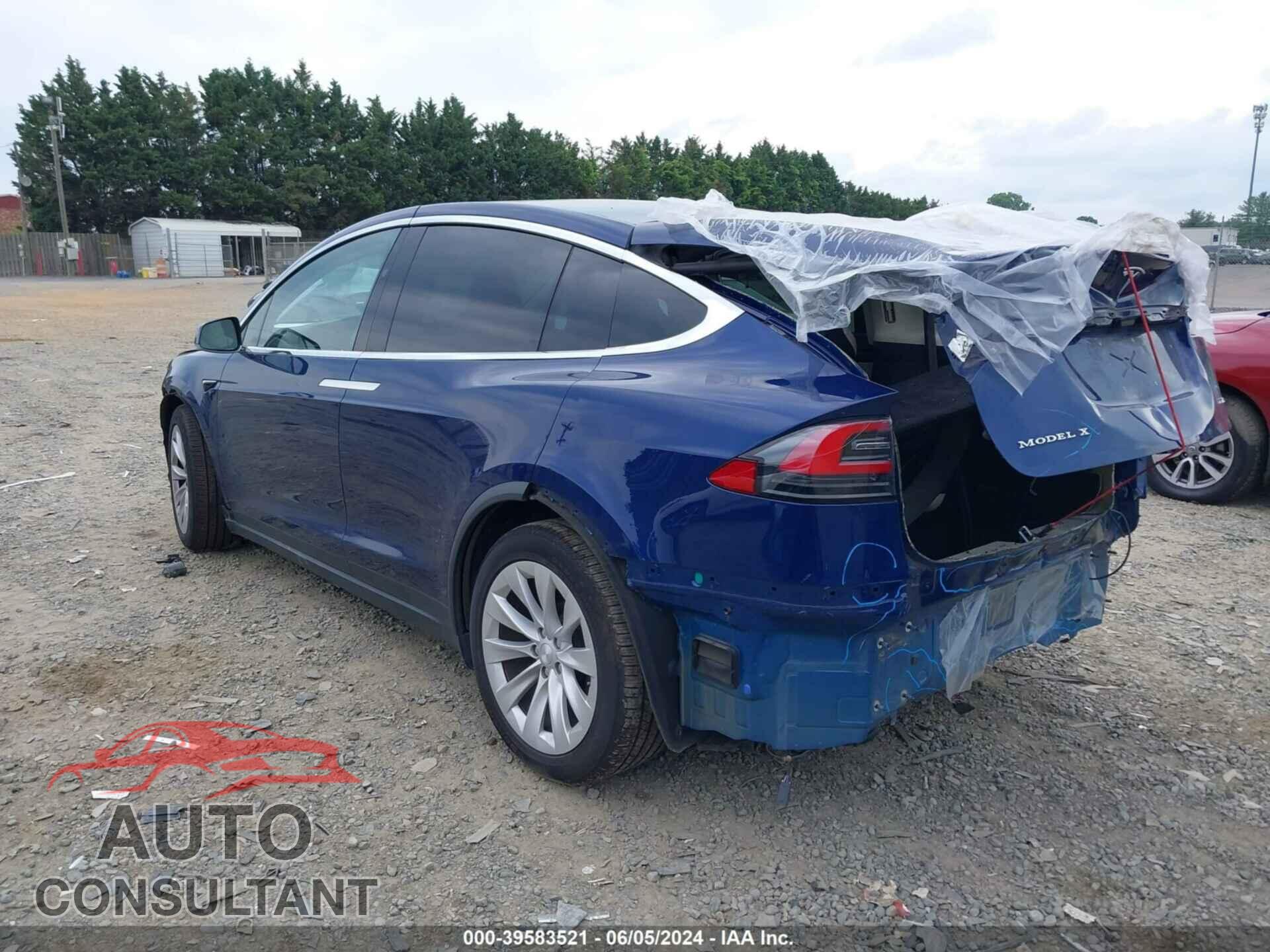 TESLA MODEL X 2018 - 5YJXCBE21JF140167