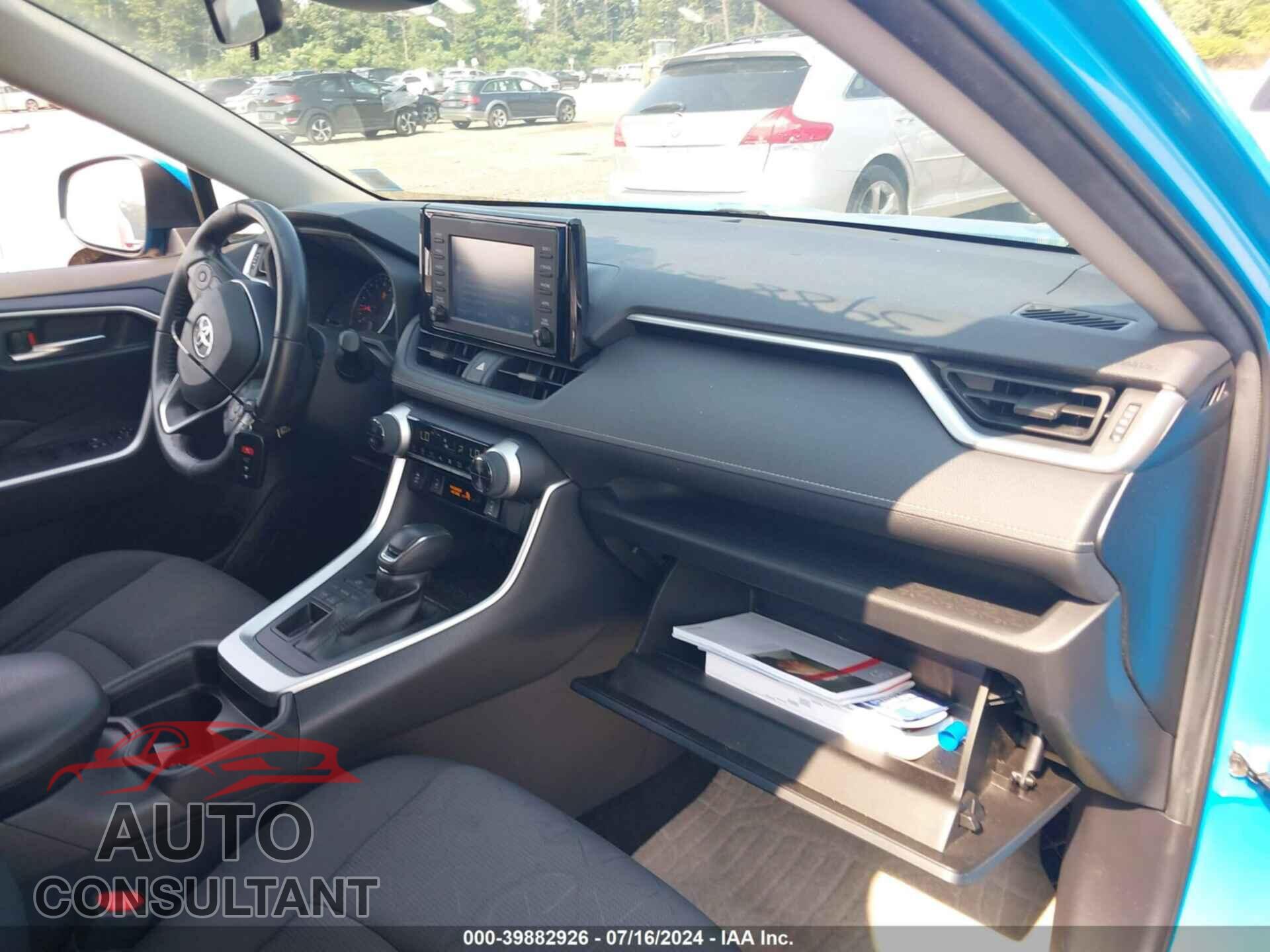 TOYOTA RAV4 2019 - JTMP1RFV5KD014765