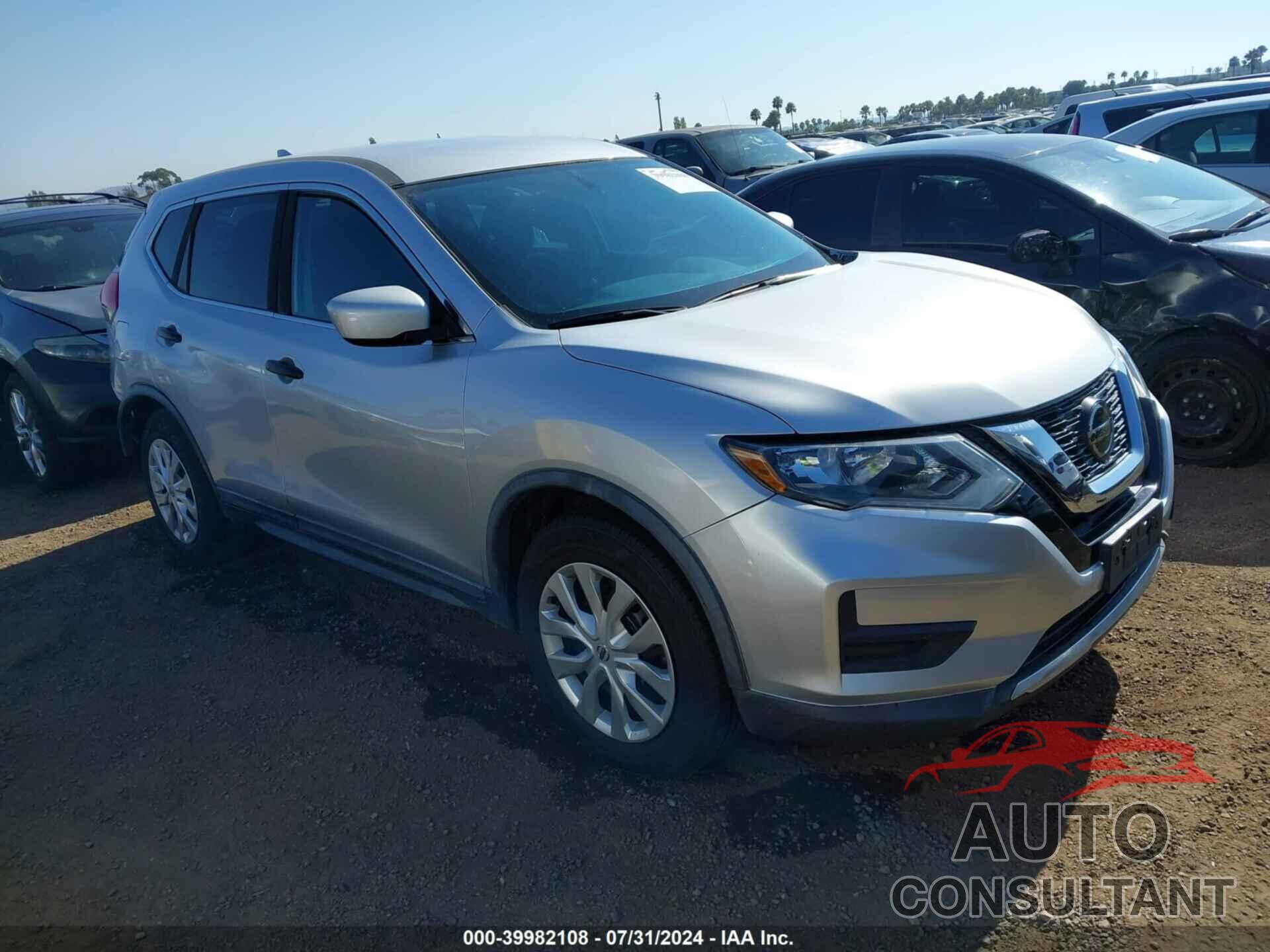 NISSAN ROGUE 2018 - KNMAT2MTXJP576697