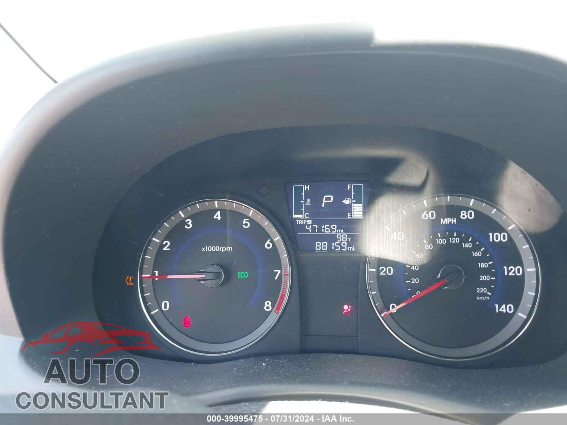 HYUNDAI ACCENT 2017 - KMHCT4AE5HU168917