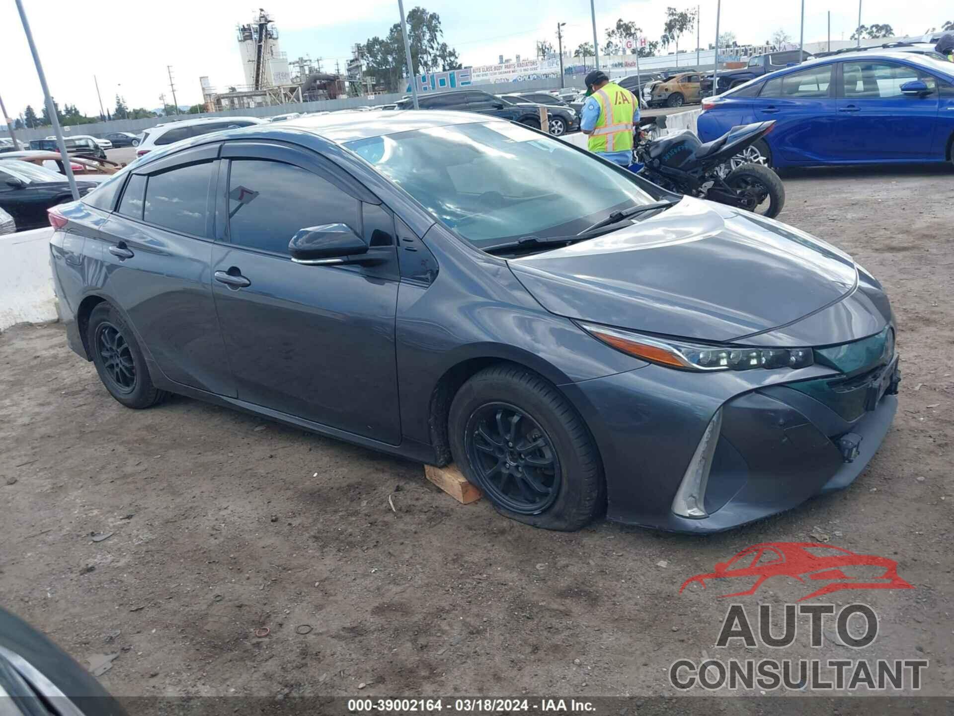 TOYOTA PRIUS PRIME 2017 - JTDKARFP4H3018915