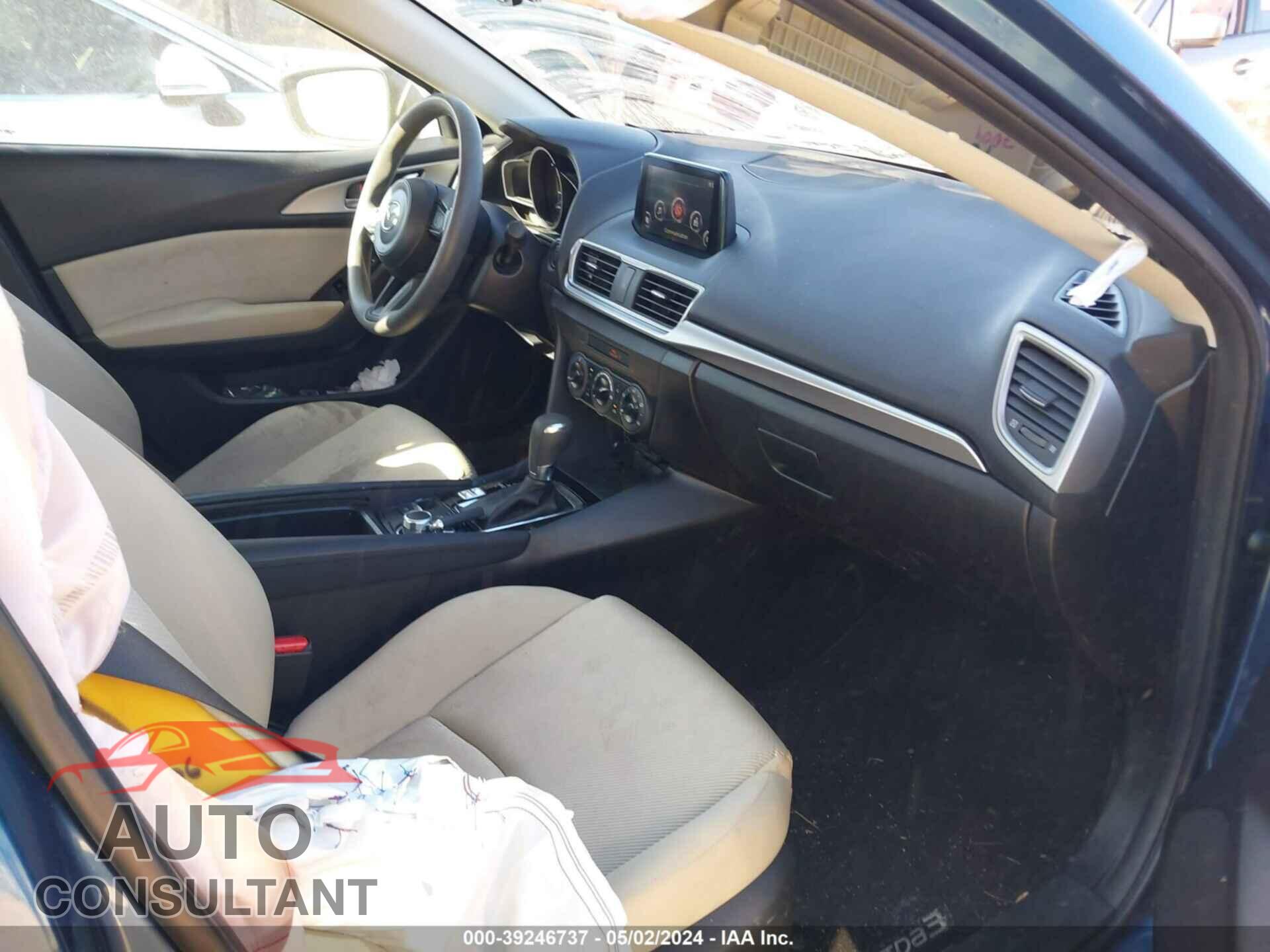 MAZDA 3 2017 - 3MZBN1U74HM134653