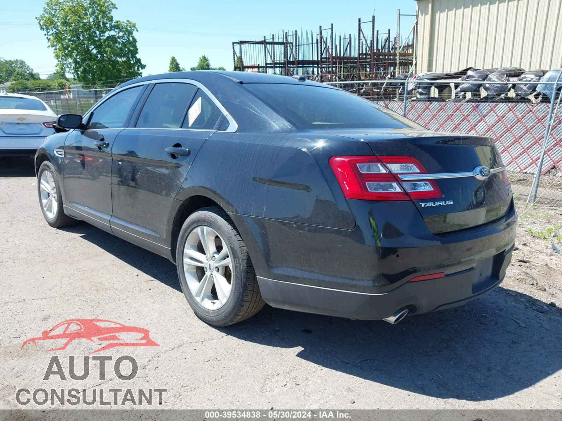 FORD TAURUS 2016 - 1FAHP2E84GG132100