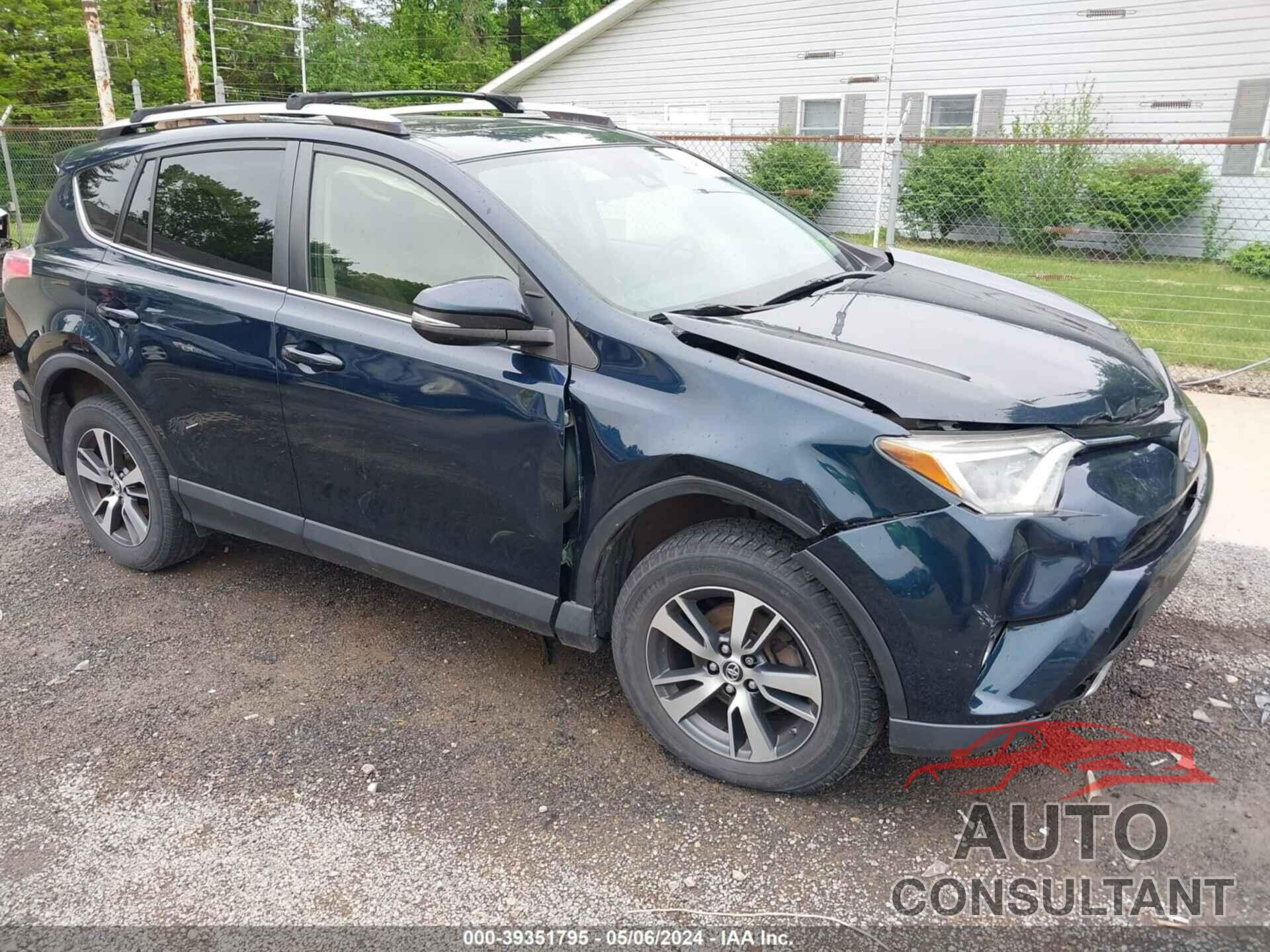 TOYOTA RAV4 2017 - JTMRFREV4HJ126138