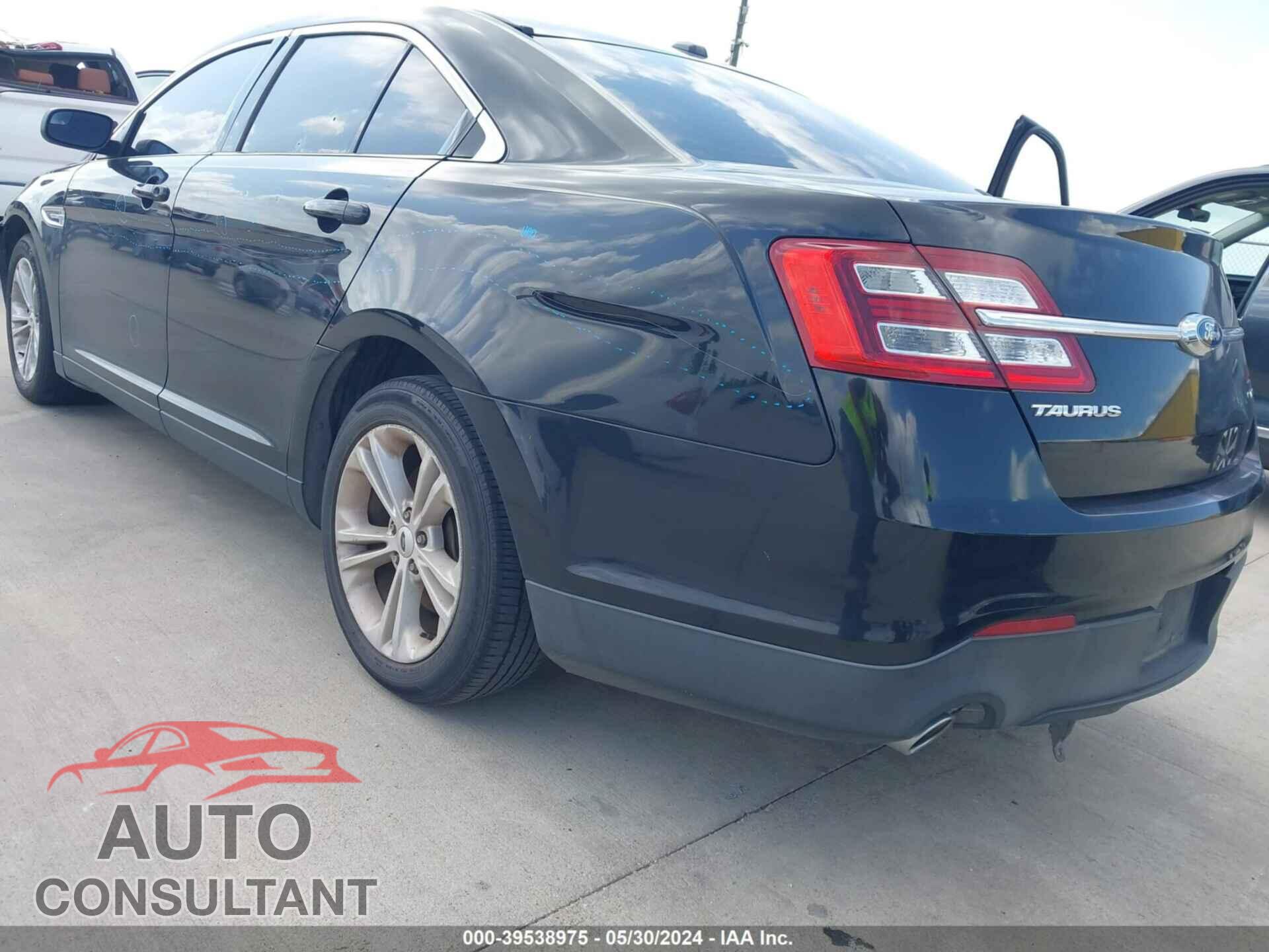 FORD TAURUS 2016 - 1FAHP2D8XGG100768