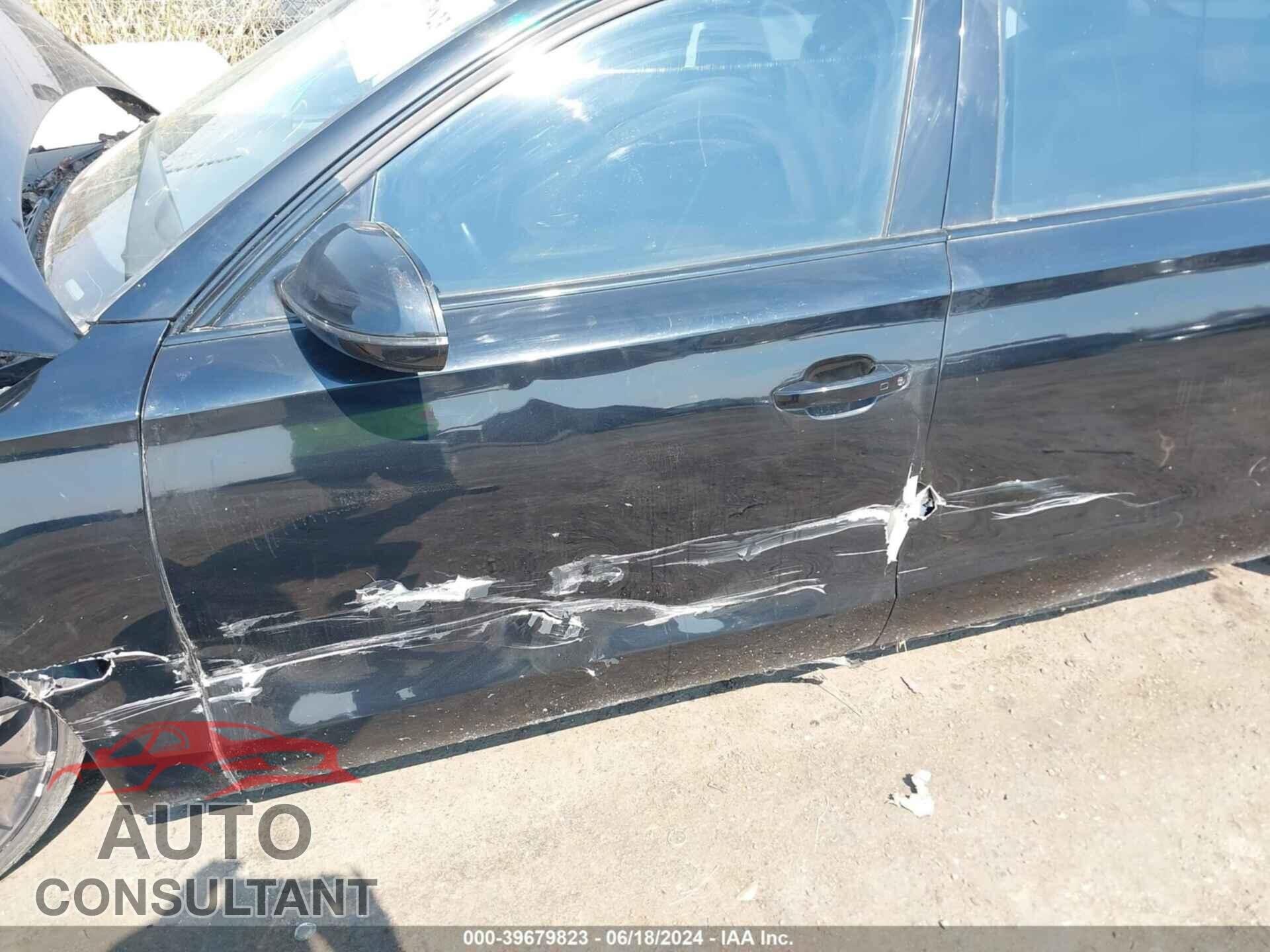 AUDI A8 L 2012 - WAURVAFDXCN034380