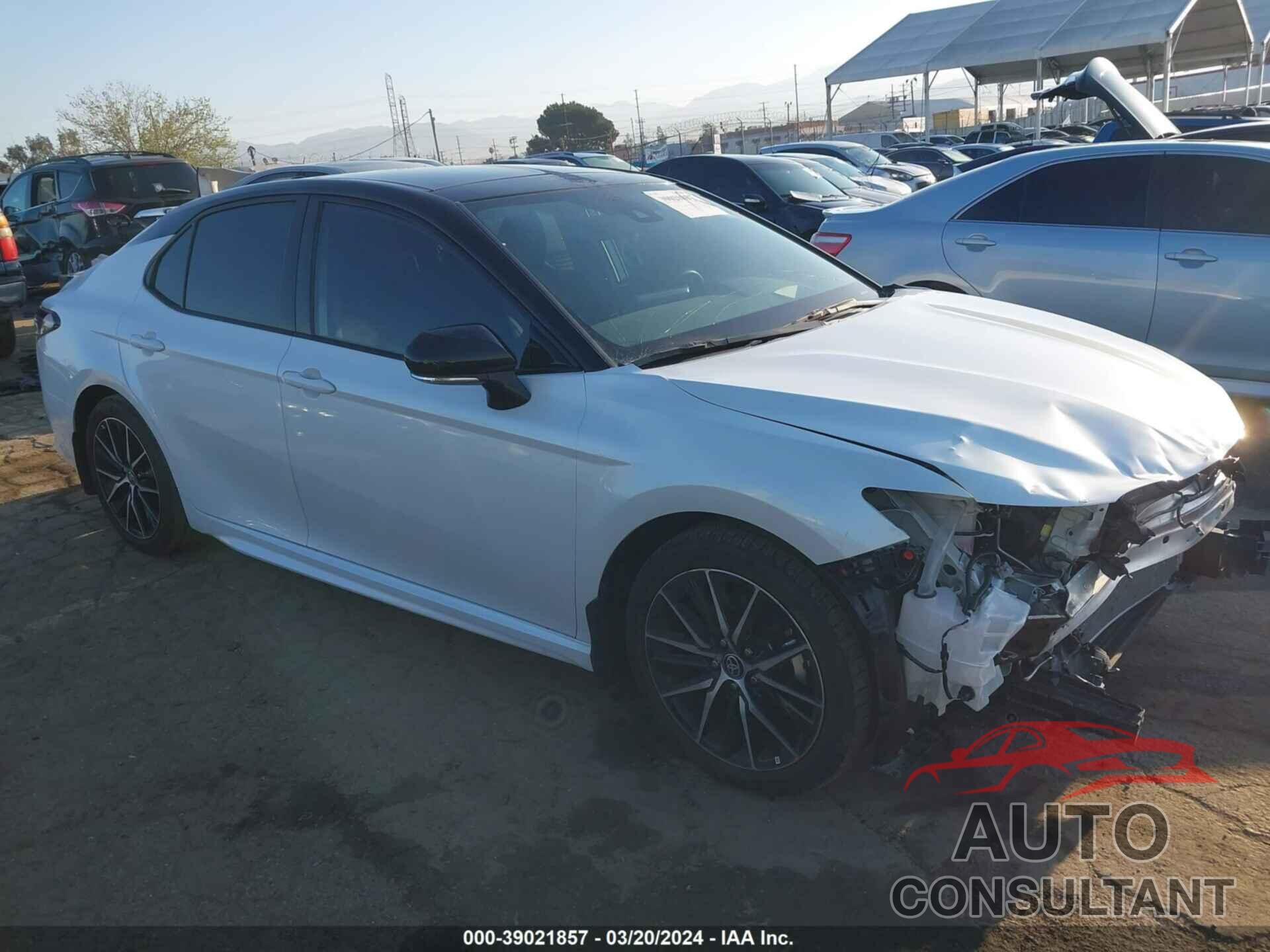 TOYOTA CAMRY 2023 - 4T1KZ1AK0PU080385